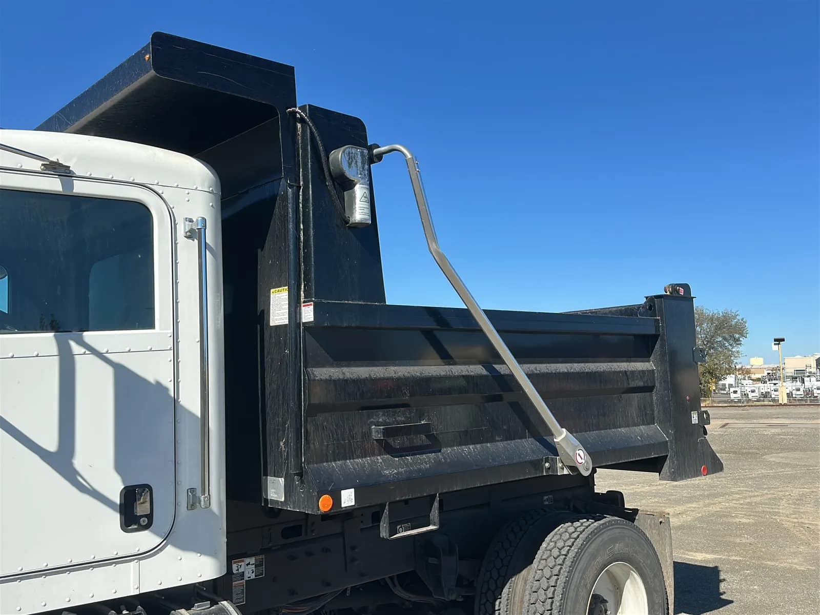 2022 Peterbilt 337 Dump Truck, photo 37 of 71