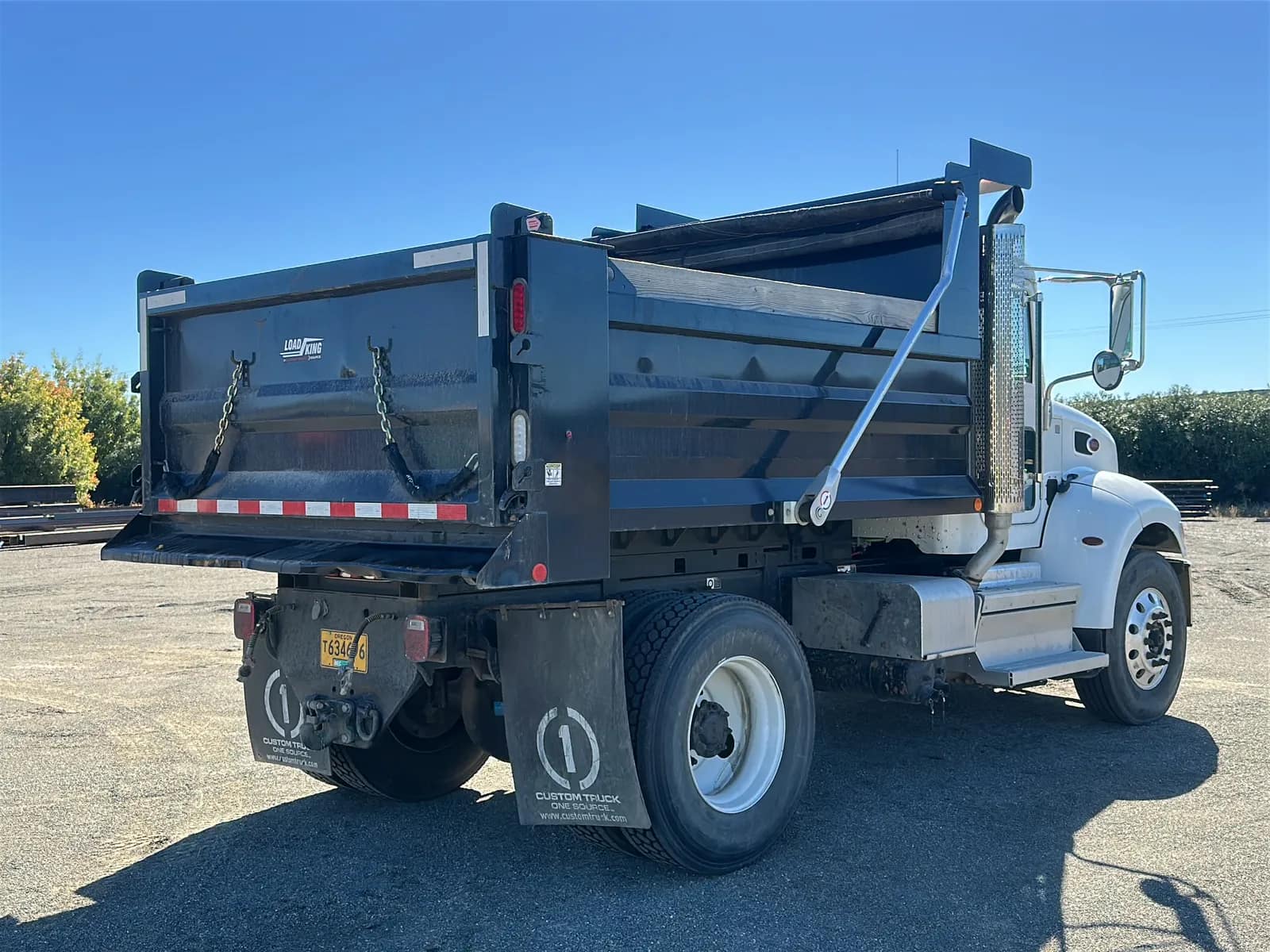 2022 Peterbilt 337 Dump Truck, photo 6 of 71