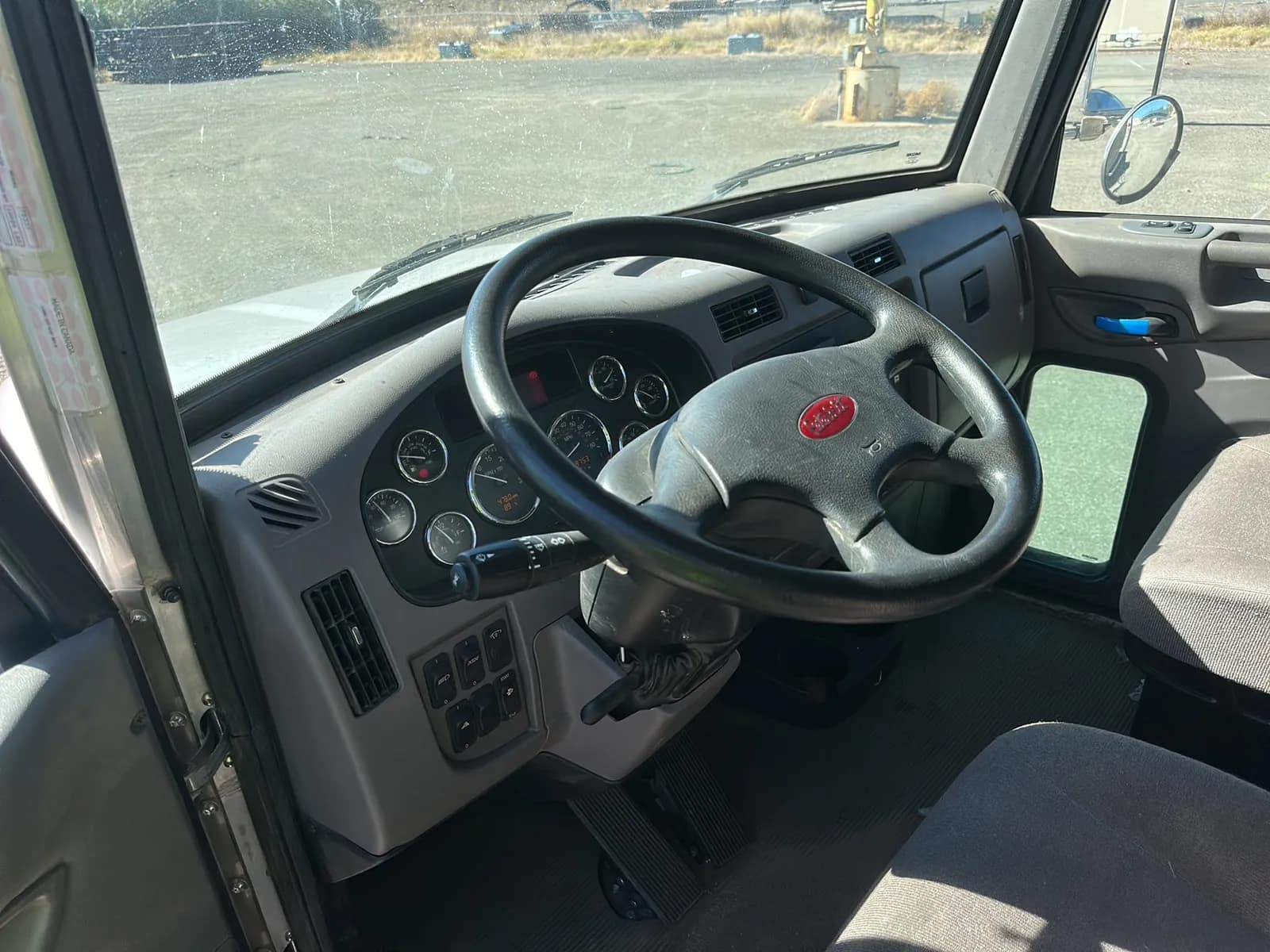 2022 Peterbilt 337 Dump Truck, photo 50 of 71