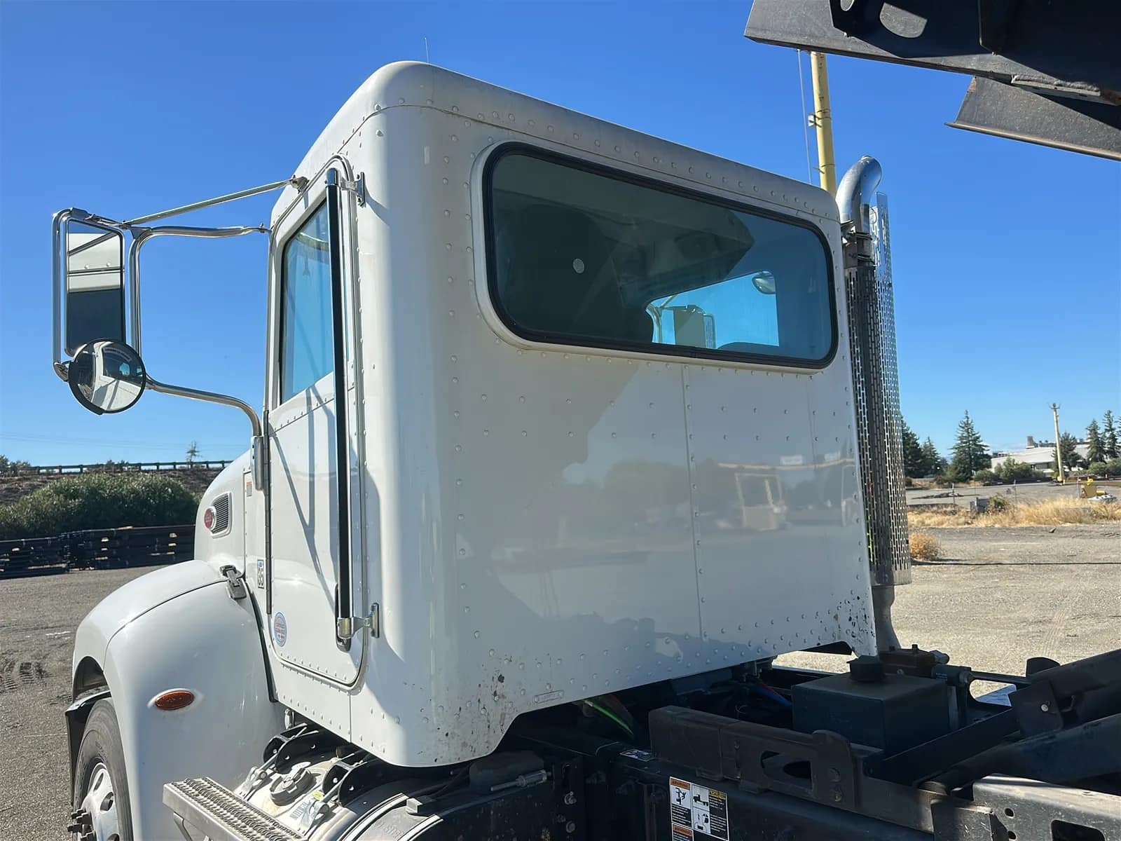 2022 Peterbilt 337 Dump Truck, photo 15 of 71