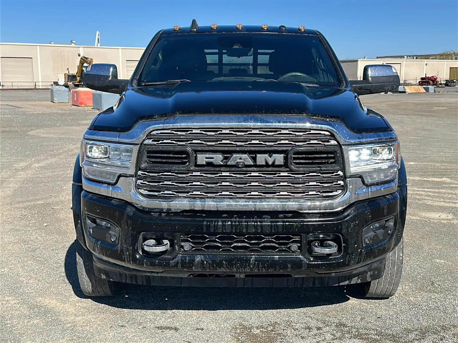 2021 Ram 4500 Heavy Duty Limited Dually, photo 4 of 78