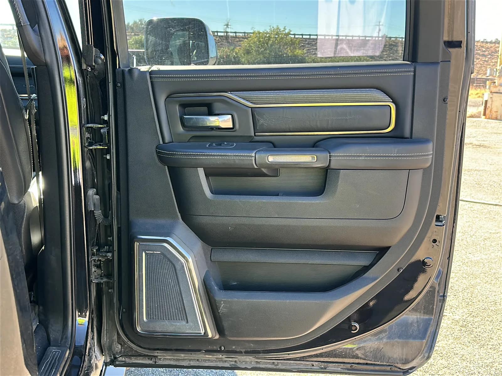 2021 Dodge Ram 4500 Heavy Duty Limited Dually, photo 60 of 78