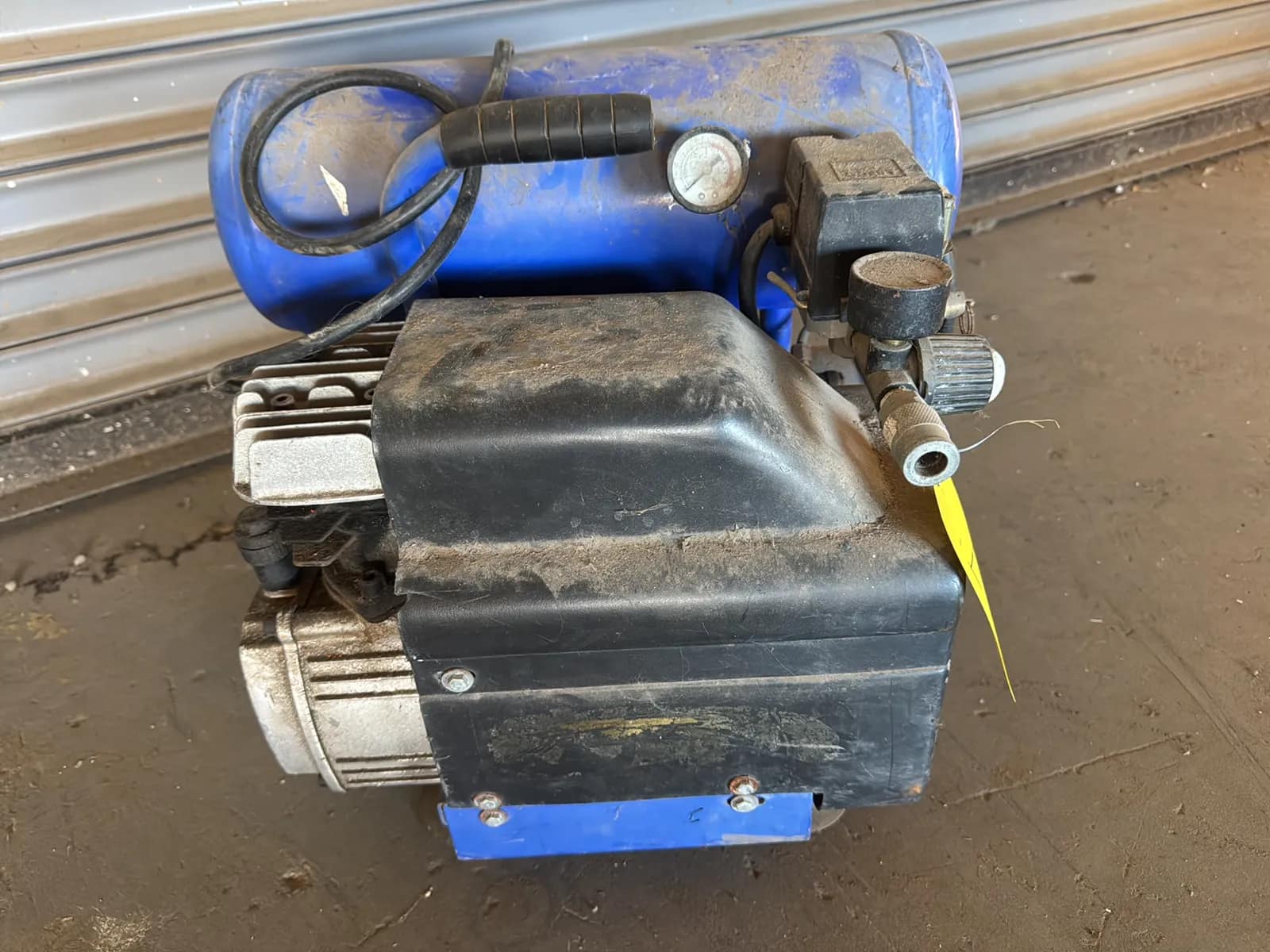 150 Psi Air Compressor, photo 2 of 4