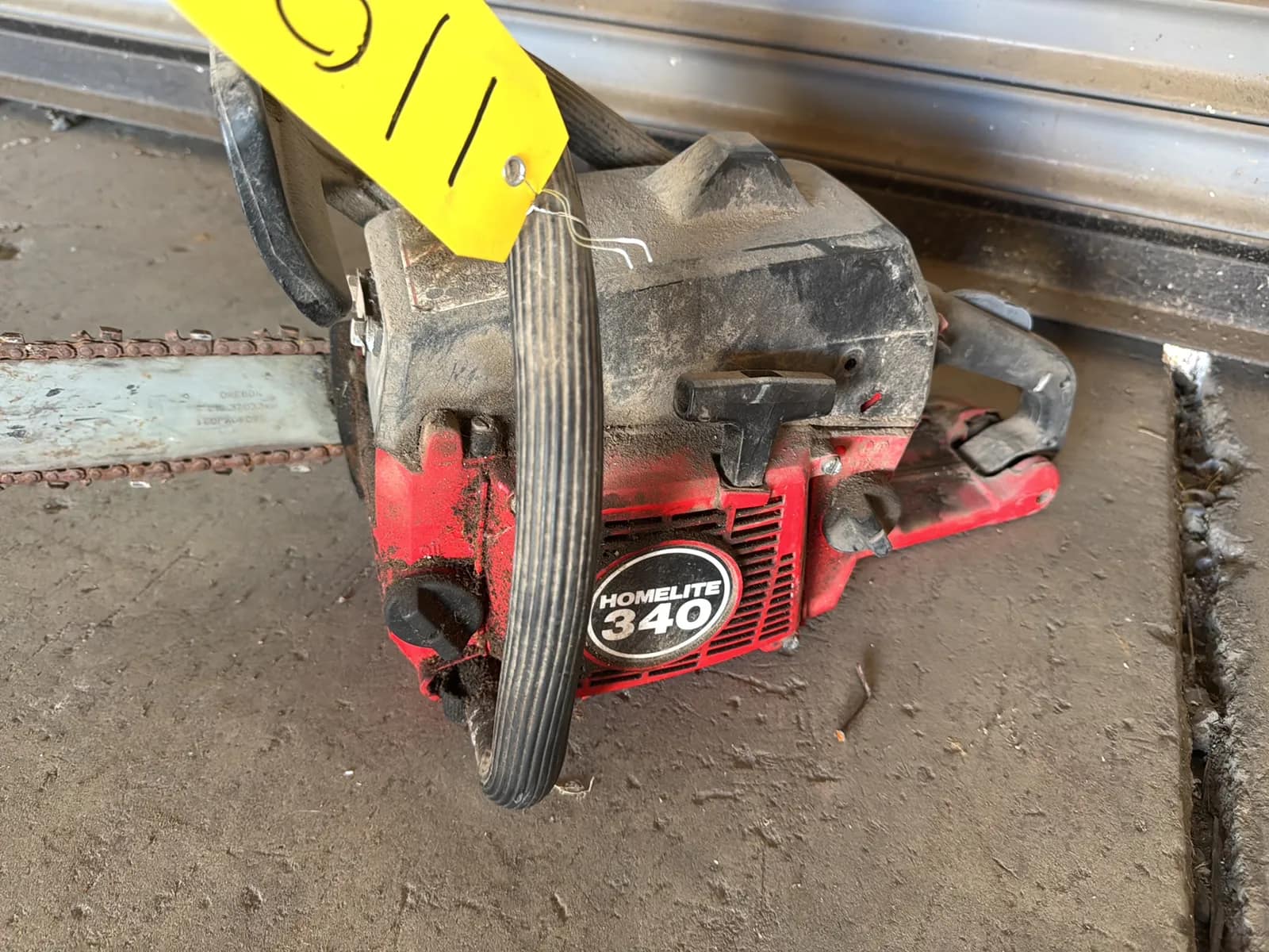 Homelite 340 Chainsaw, photo 2 of 4
