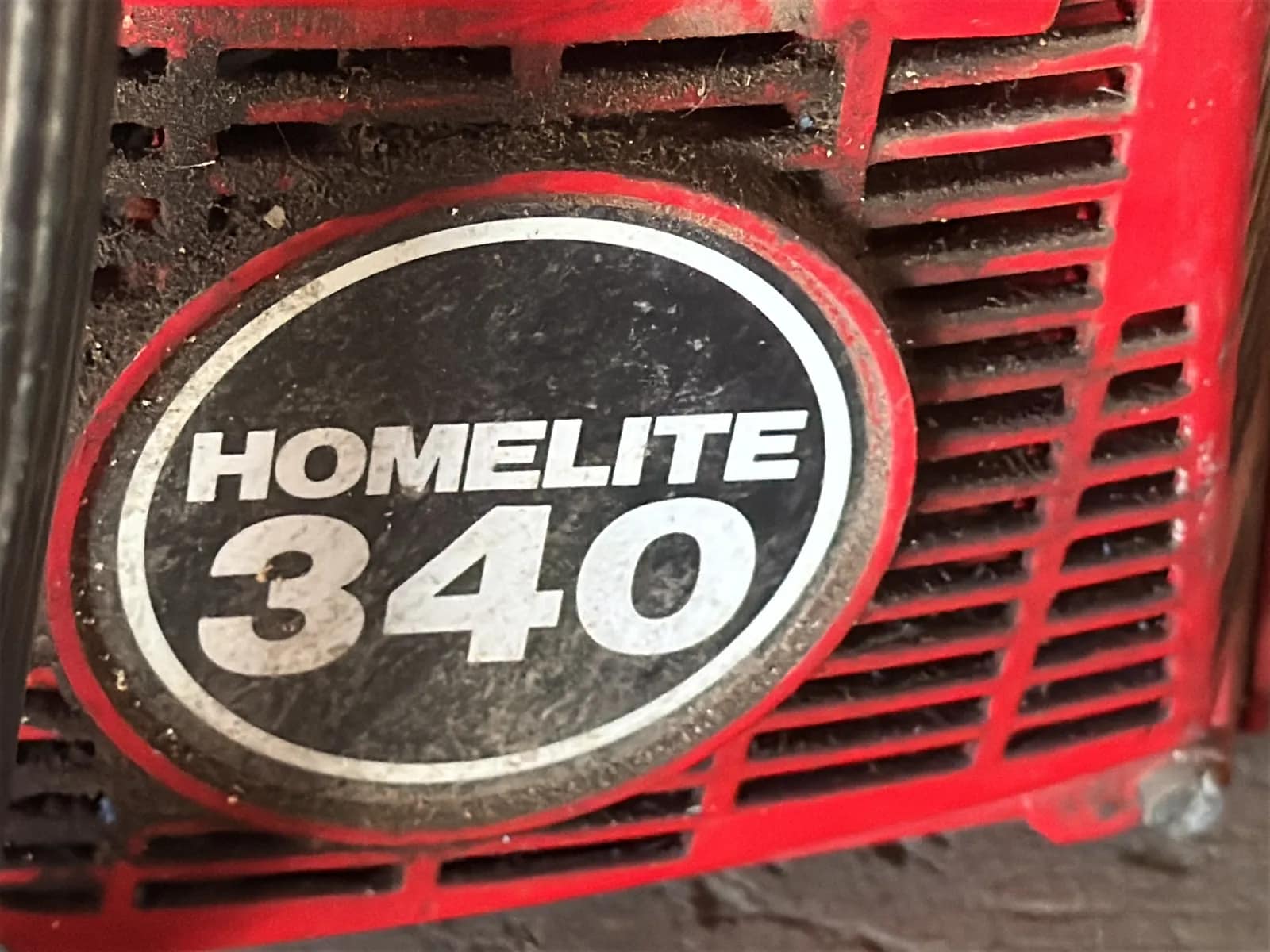 Homelite 340 Chainsaw, photo 3 of 4