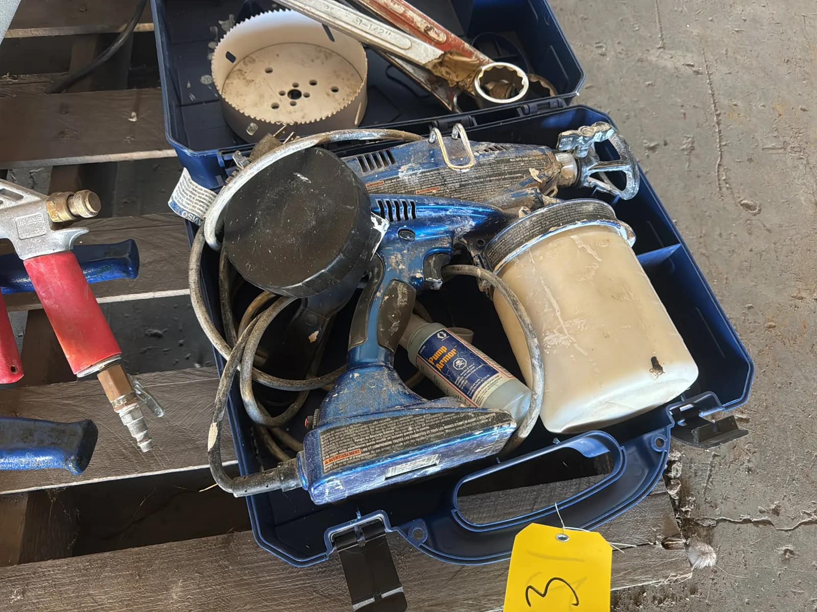 Pallet Of Assorted Corded Tools, Spray Gun And More, photo 2 of 5