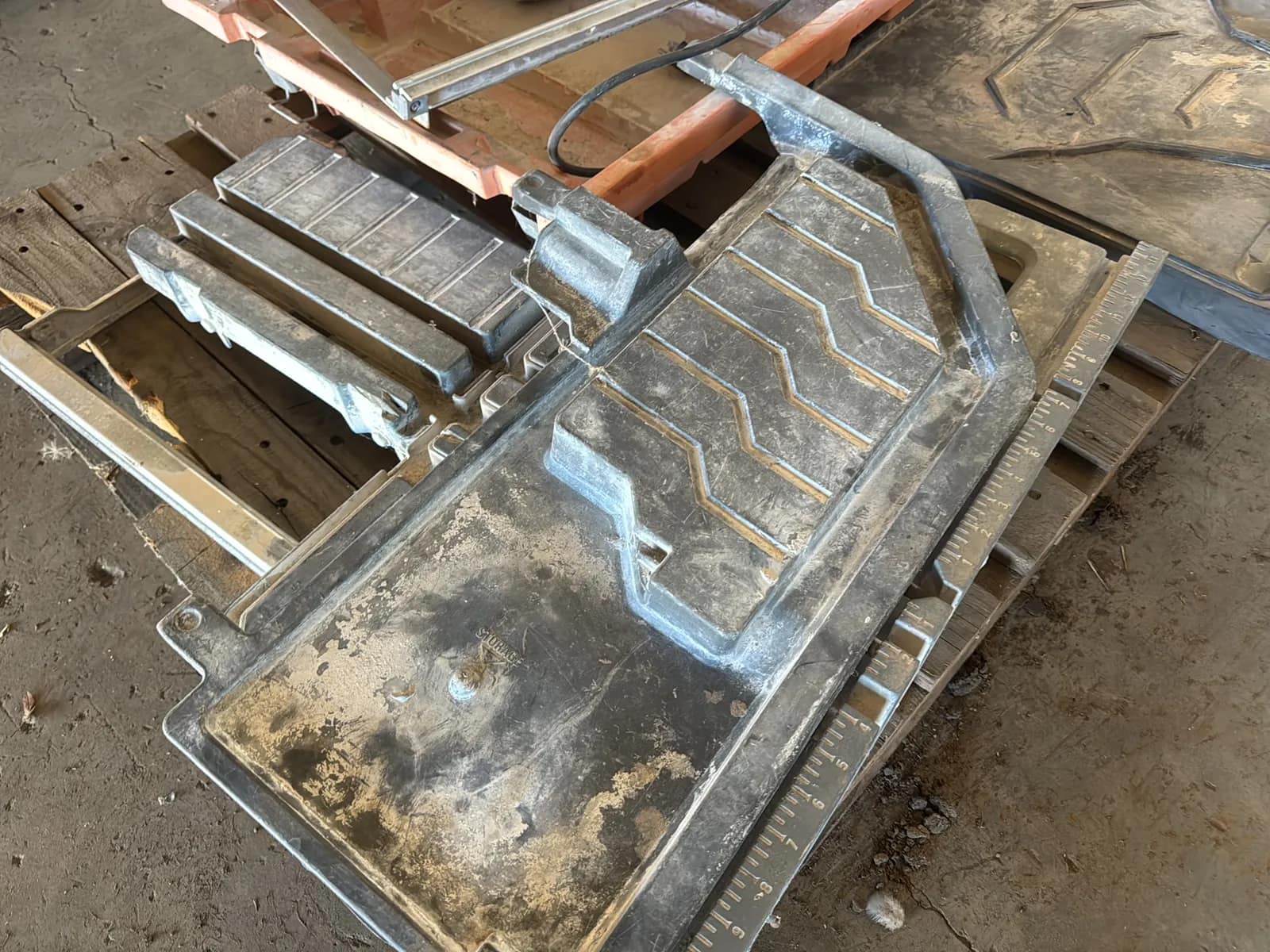 Ridgid Tile Saw And Attachments, photo 5 of 5