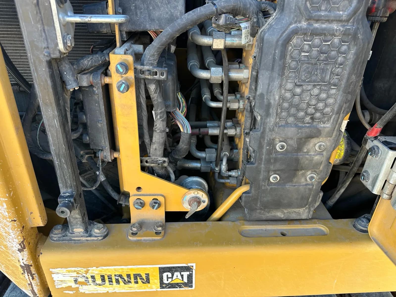 2021 CAT 259D3, 2021 CAT 299D3 and 2022 CAT 308CR, photo 147 of 149