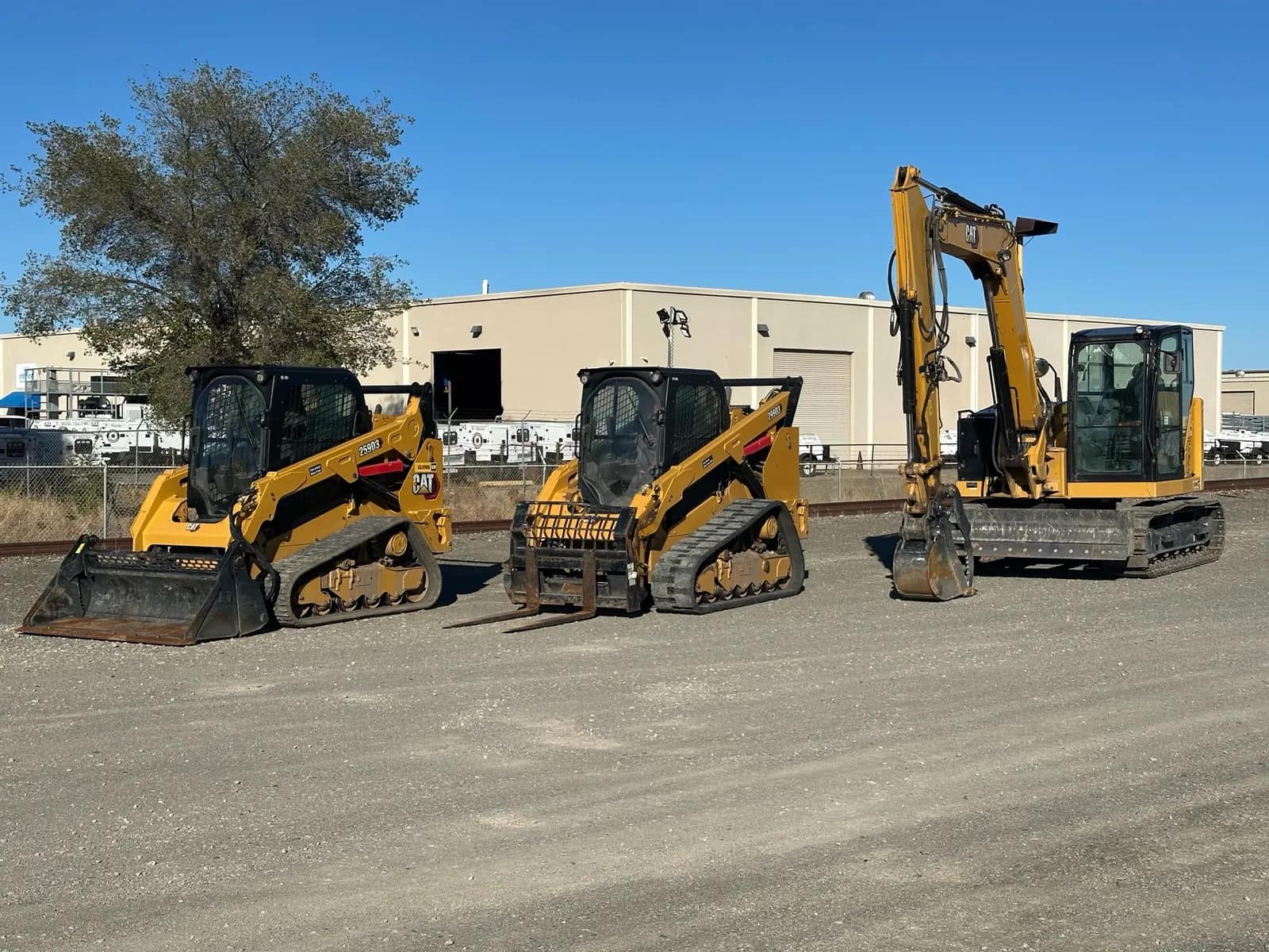 2021 CAT 259D3, 2021 CAT 299D3 and 2022 CAT 308CR, photo 2 of 149