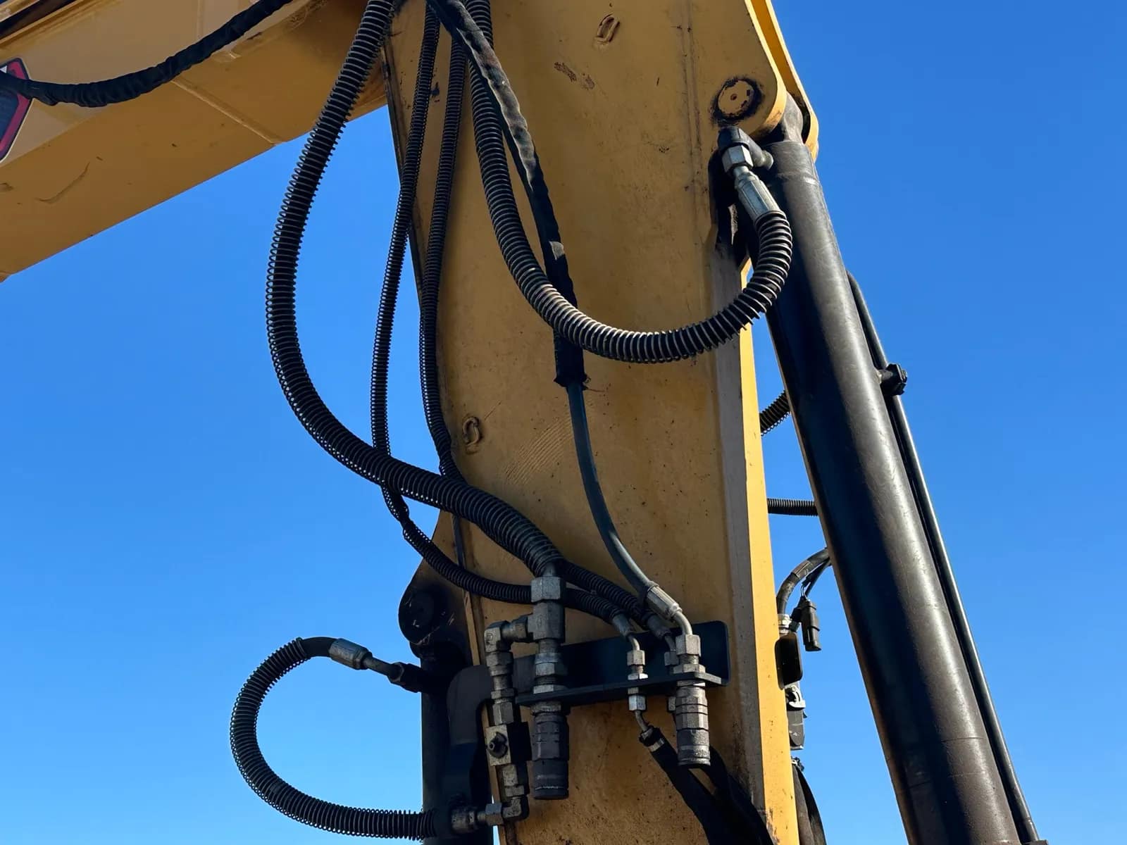 2021 CAT 259D3, 2021 CAT 299D3 and 2022 CAT 308CR, photo 115 of 149