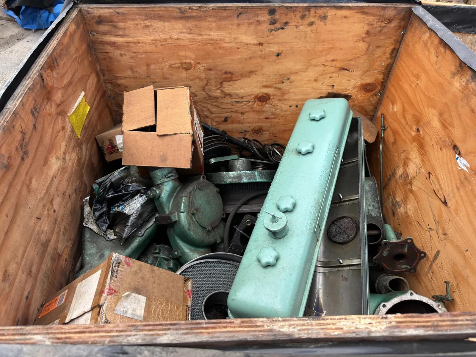 Contents Of Crate: Assorted Diesel Core Parts, photo 3 of 6