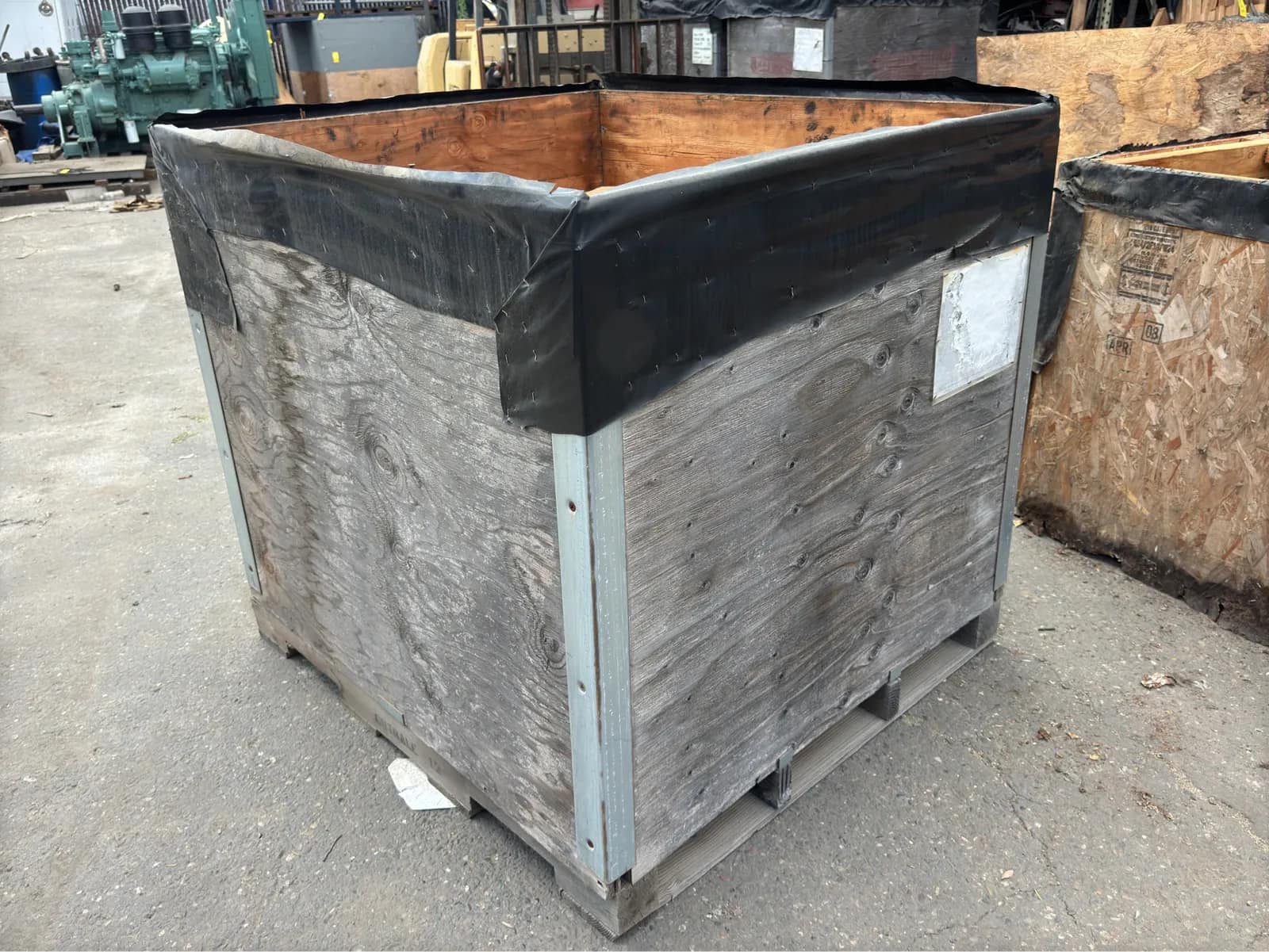 Contents Of Crate: Assorted Diesel Core Parts, photo 2 of 6