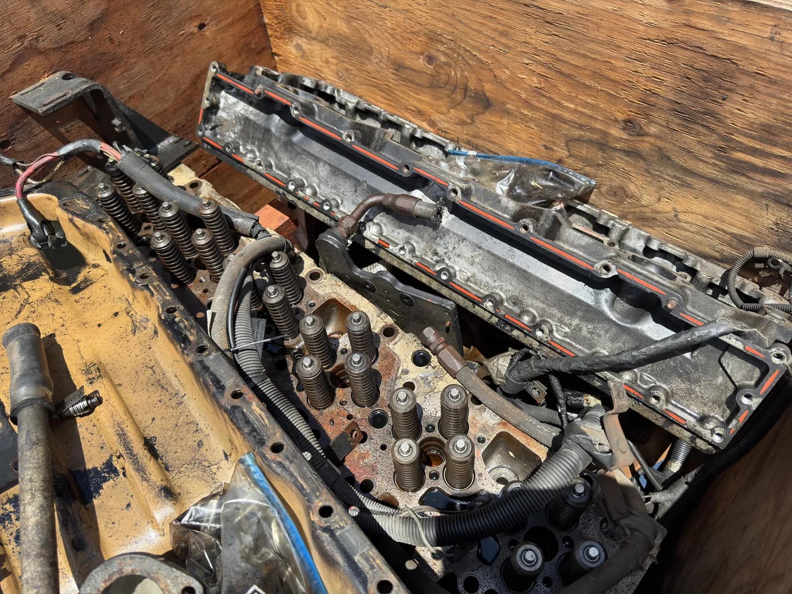 Contents Of Bin: Assorted Diesel Engine Core Parts, photo 3 of 7