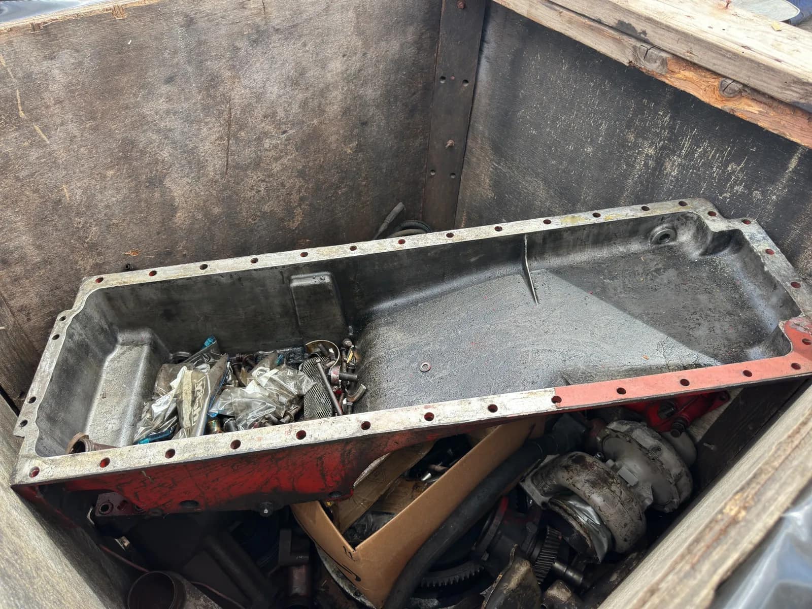 Contents Of Crate: Assorted Cummins Engine Core Parts, photo 3 of 7