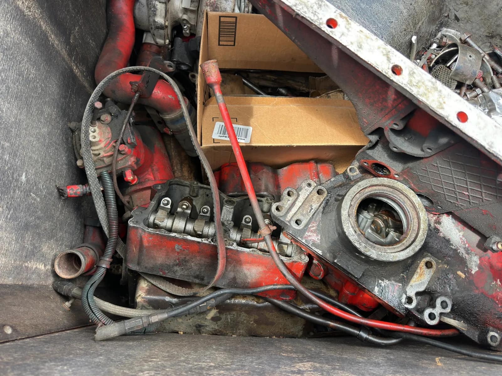 Contents Of Crate: Assorted Cummins Engine Core Parts, photo 6 of 7