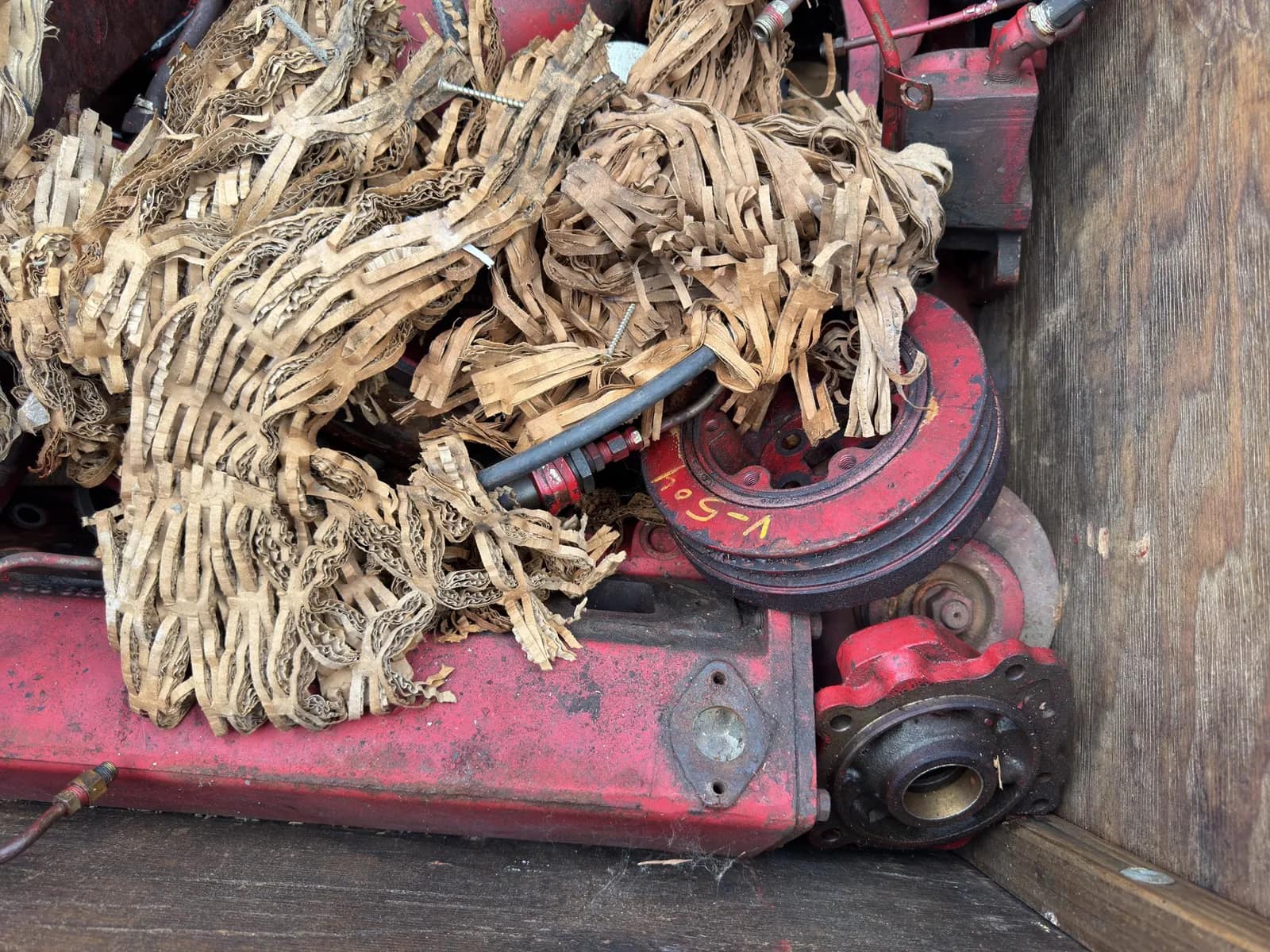 Contents Of Bin: Assorted Diesel Engine Core Parts, photo 6 of 8