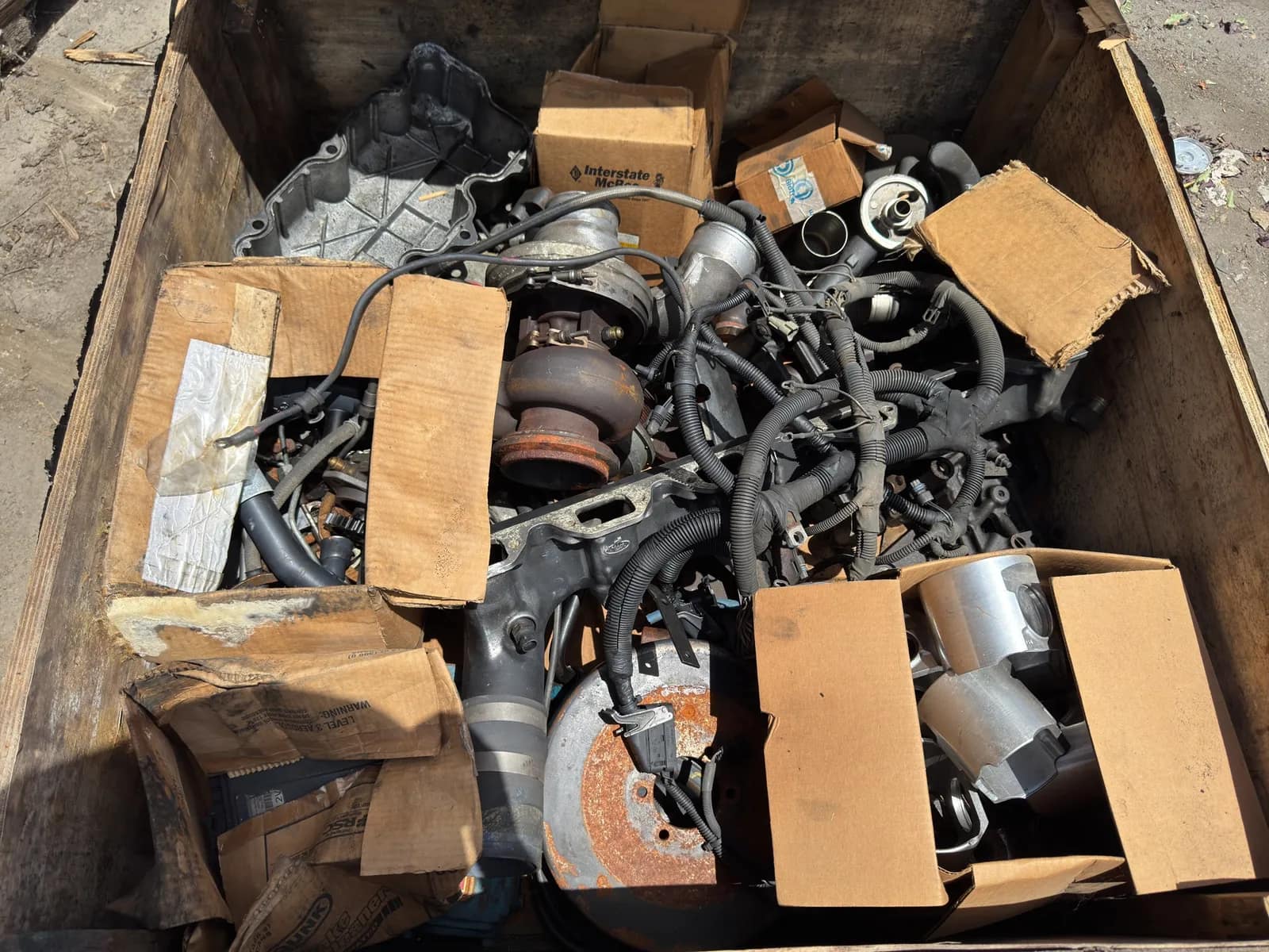Contents Of Bin: Assorted Diesel Engine Core Parts, photo 3 of 10