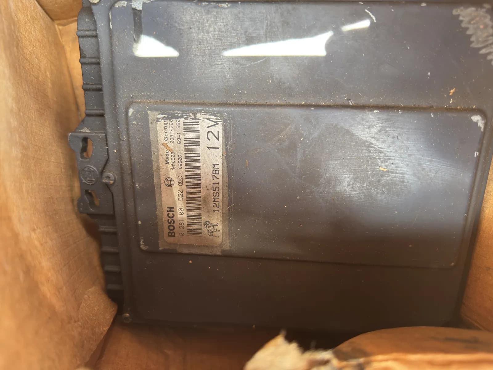 Contents Of Bin: Assorted Diesel Engine Core Parts, photo 6 of 10