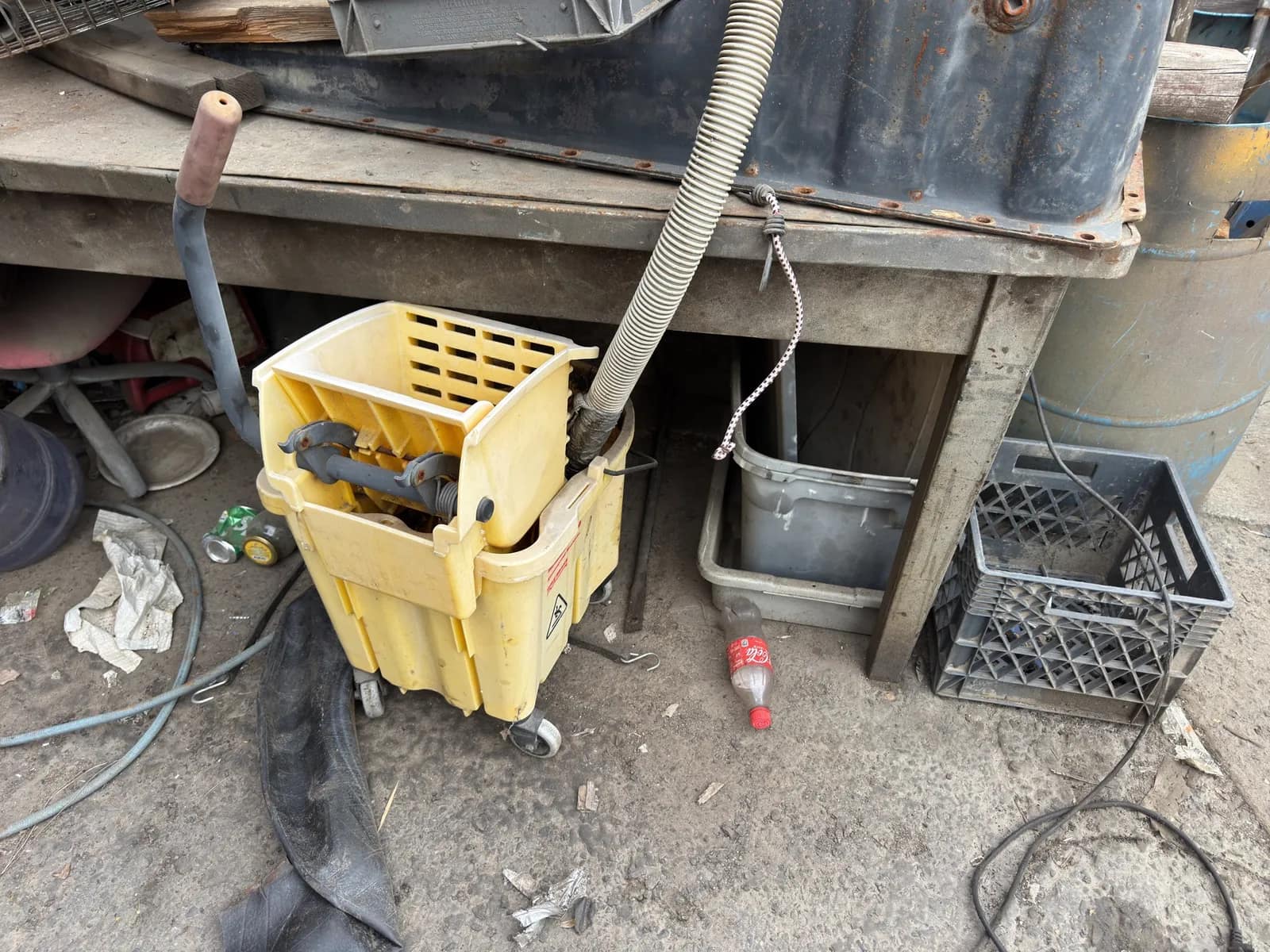 Contents Of Steel Table: Oil Pan, Diesel Parts, Shop Vac And More, photo 3 of 12
