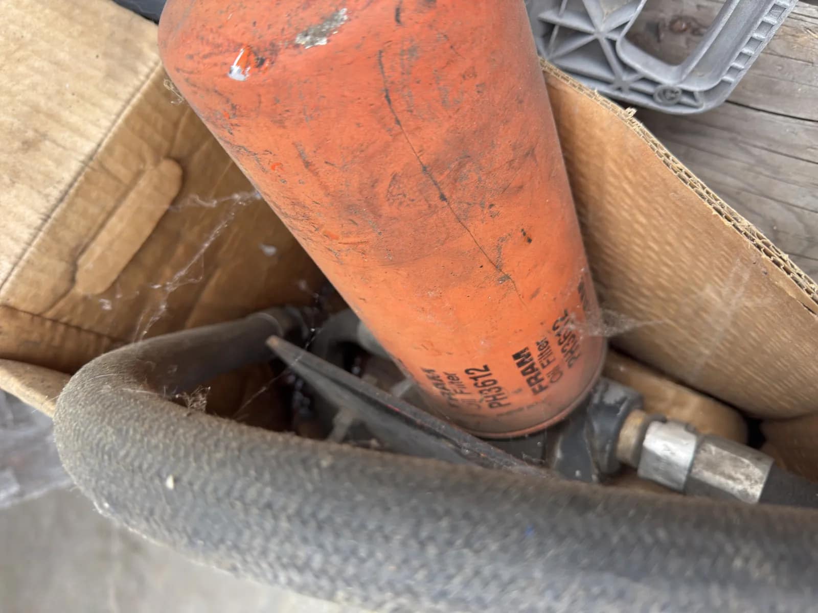 Contents Of Steel Table: Oil Pan, Diesel Parts, Shop Vac And More, photo 8 of 12