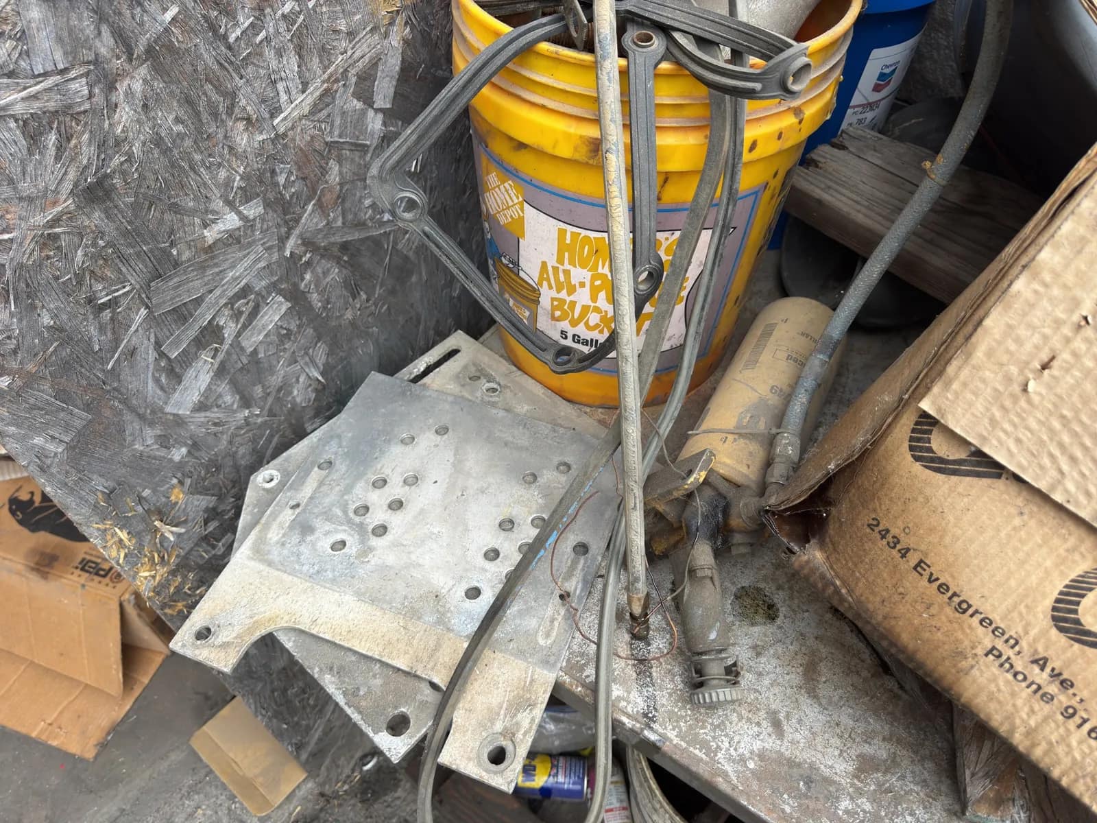 Contents Of Steel Table: Oil Pan, Diesel Parts, Shop Vac And More, photo 10 of 12