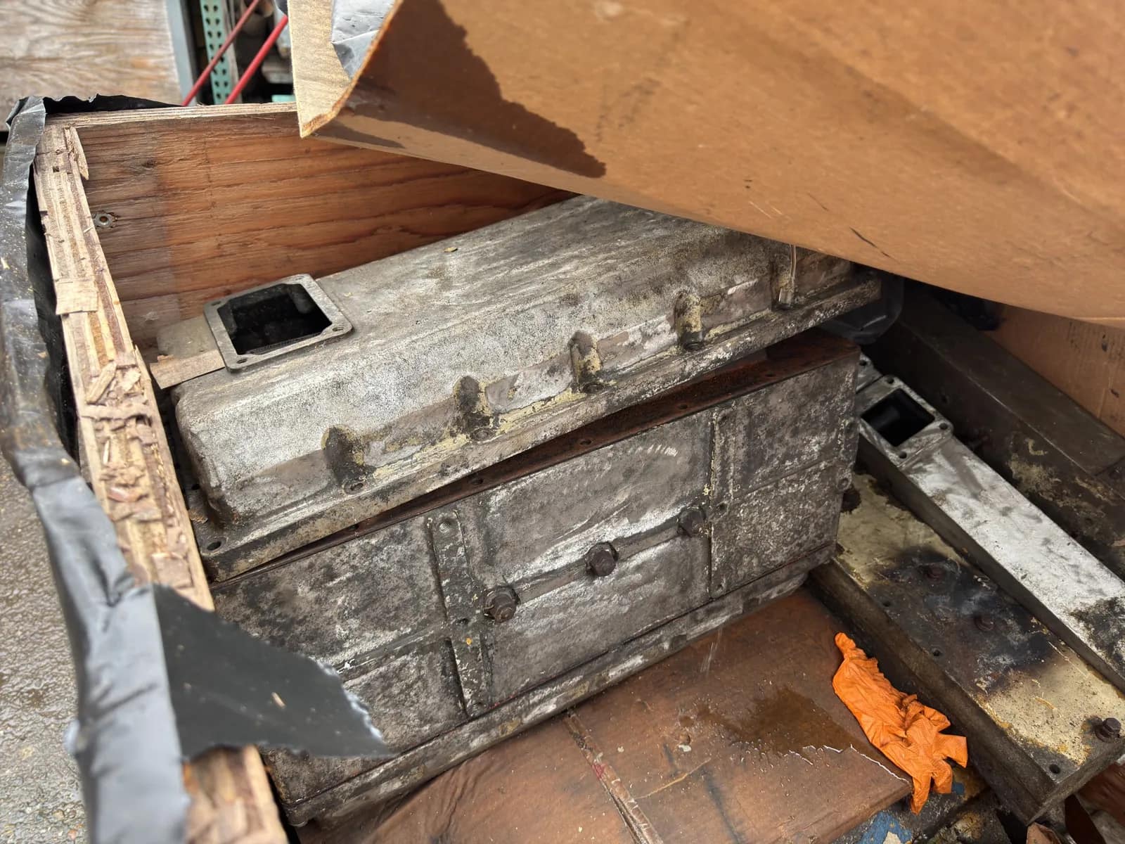 Contents Of Crate: Cummins Diesel Engine Core Parts, photo 3 of 7