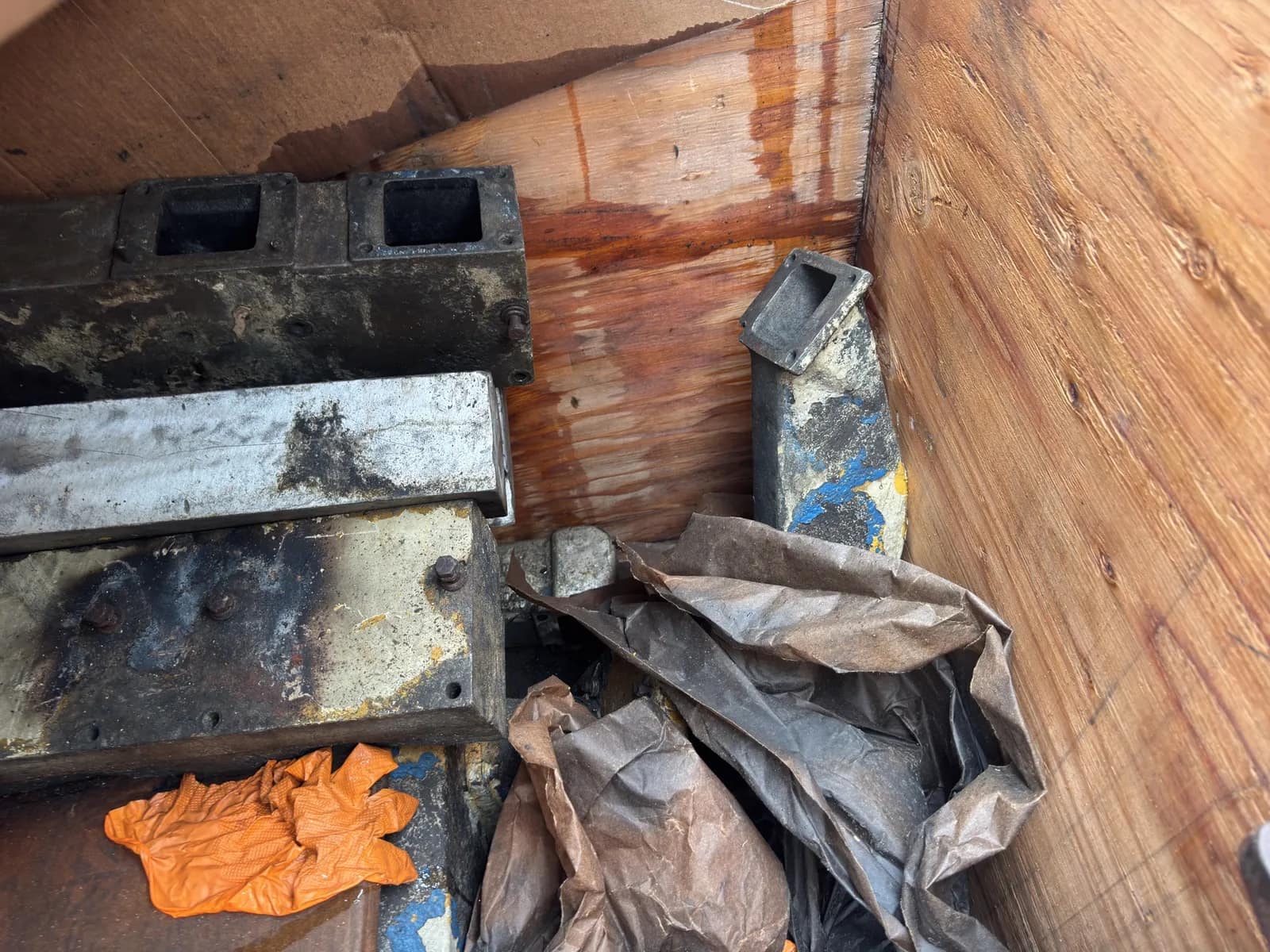 Contents Of Crate: Cummins Diesel Engine Core Parts, photo 6 of 7