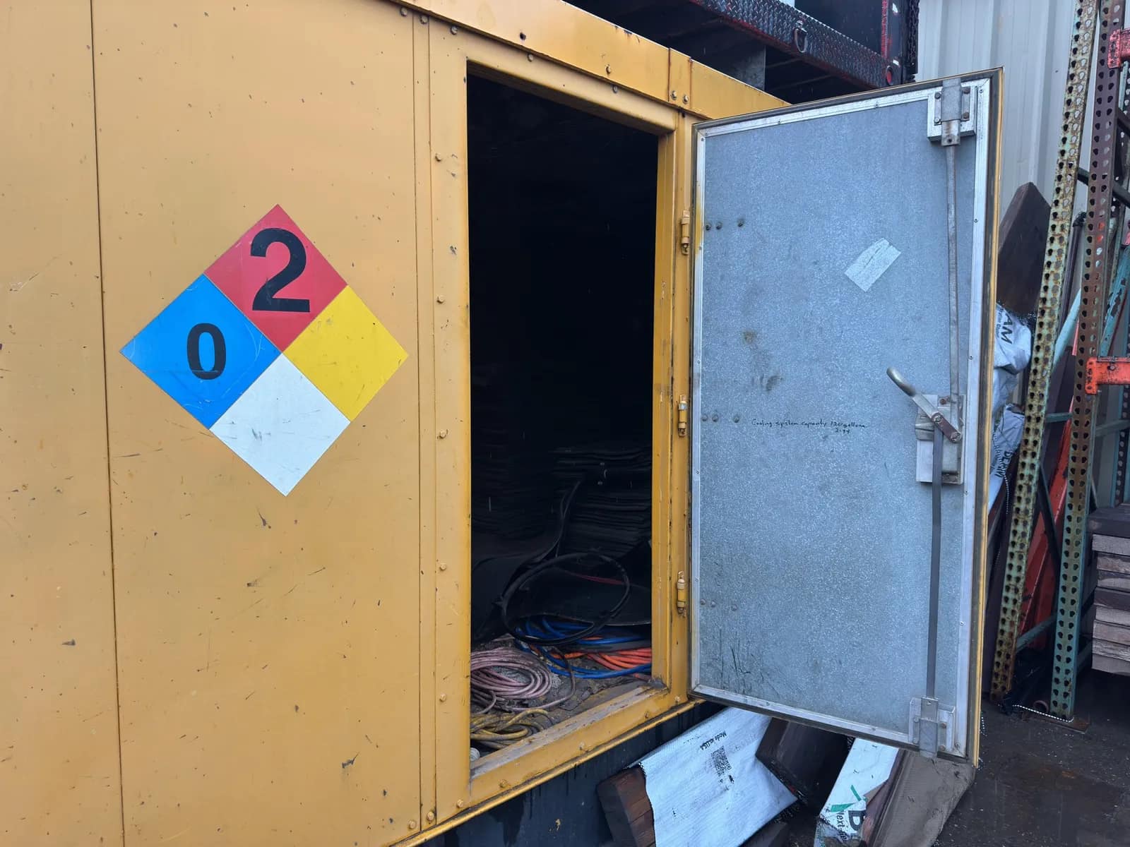 625-Gallon Flammable Containment Container With Bulk Lot Of Peterbilt Mud Flaps Inside Included, photo 6 of 13