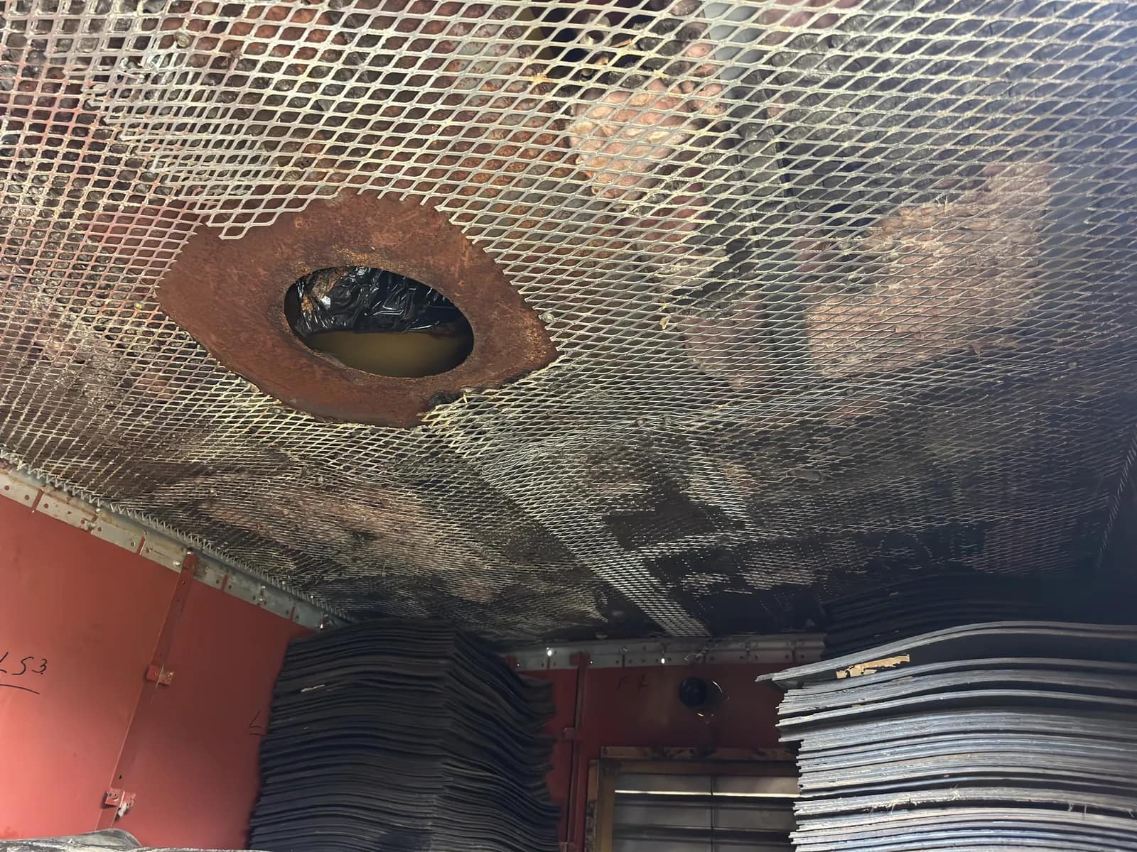 625-Gallon Flammable Containment Container With Bulk Lot Of Peterbilt Mud Flaps Inside Included, photo 12 of 13