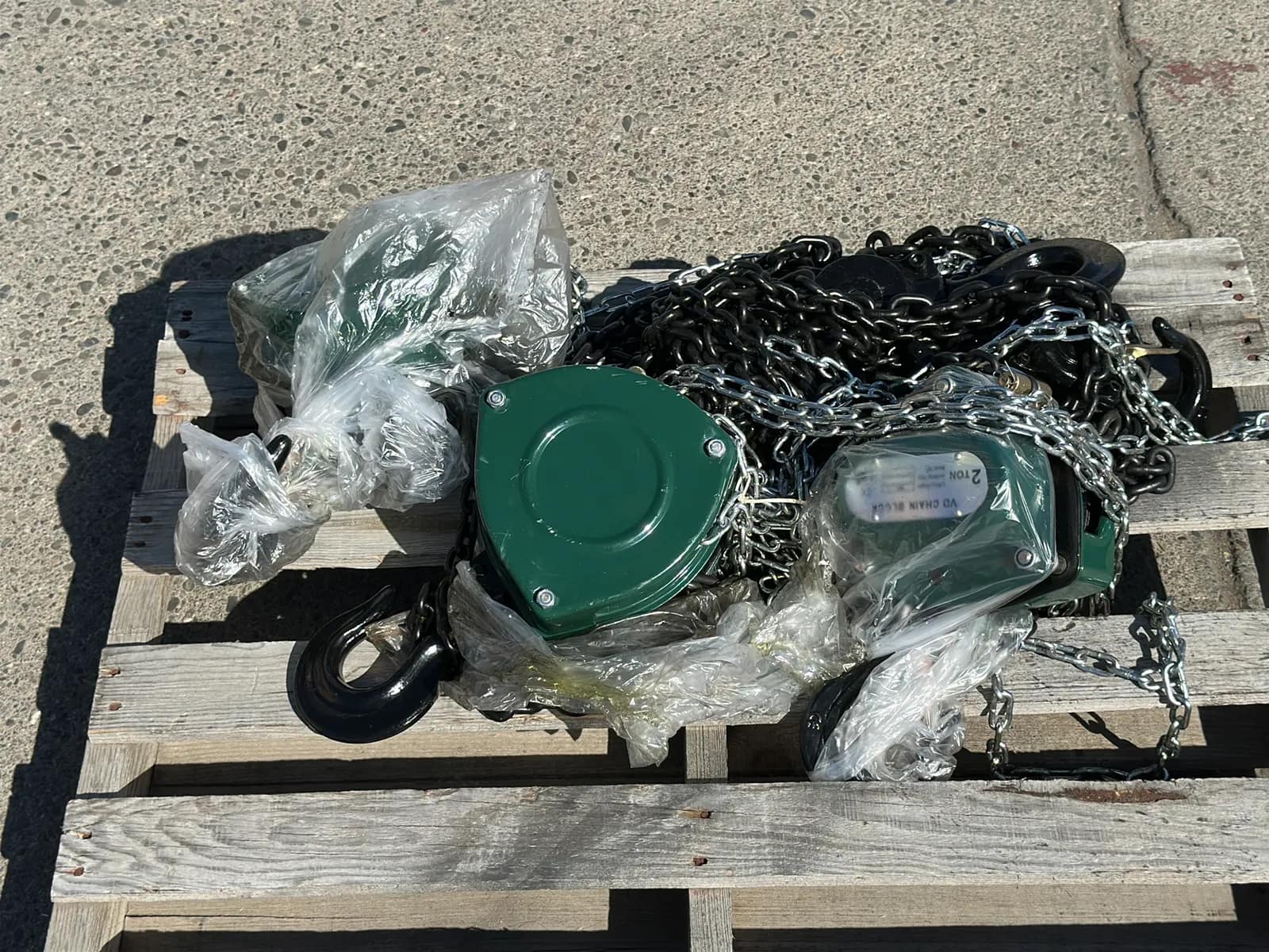 (5) Starvox VD-2-3-5 Heavy-Duty 3-6m Hand Chain Hoists (Unused), photo 5 of 8