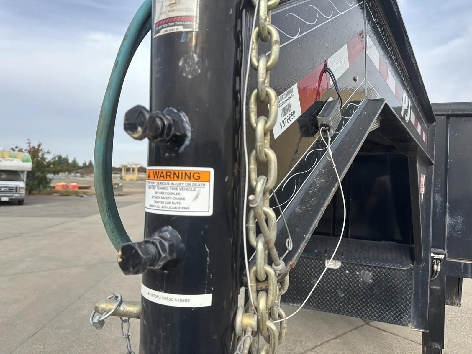 2022 PJ 3D302 20' Gooseneck Dump Trailer, photo 14 of 87