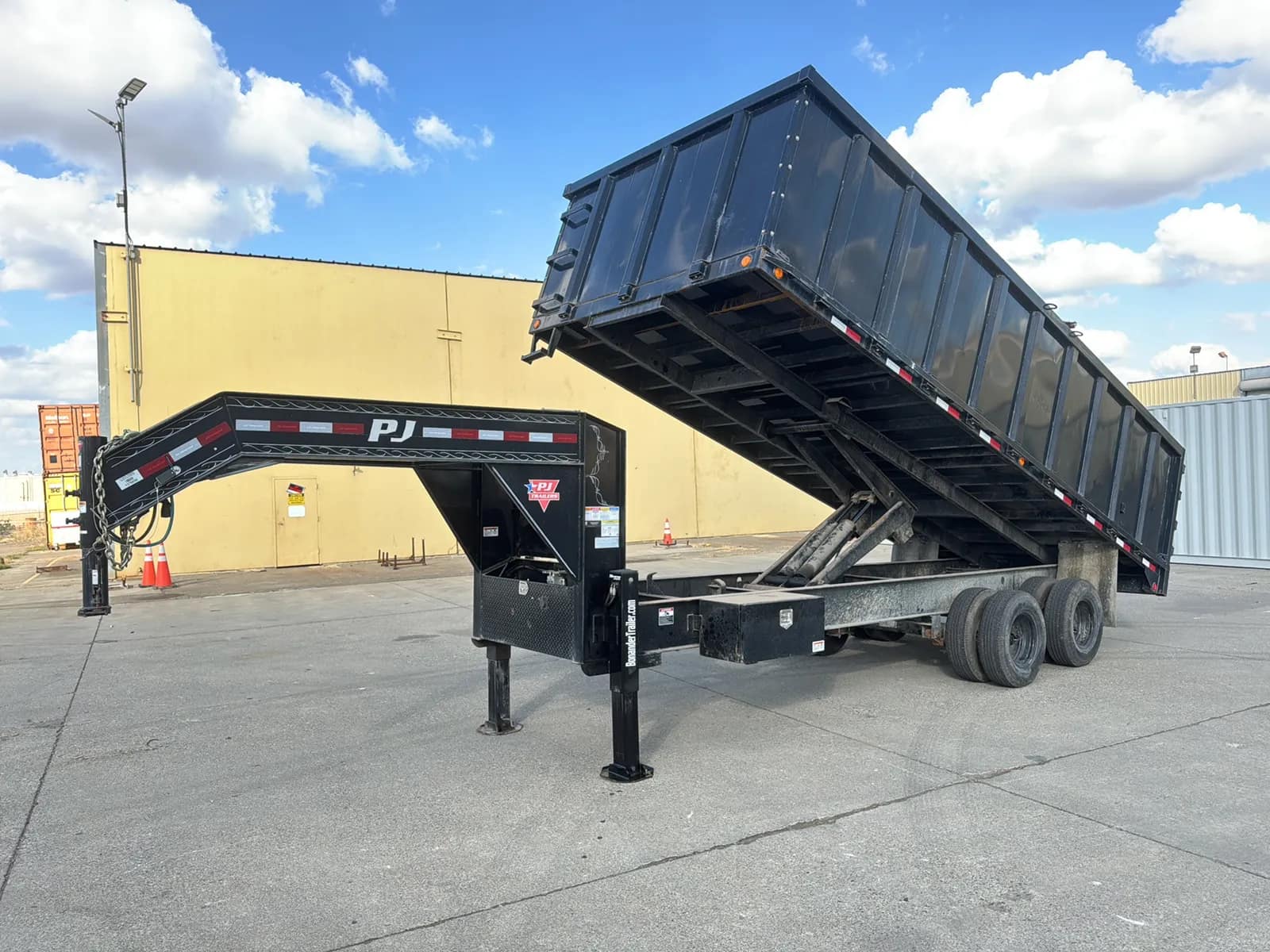 2022 PJ 3D302 20' Gooseneck Dump Trailer, photo 83 of 87
