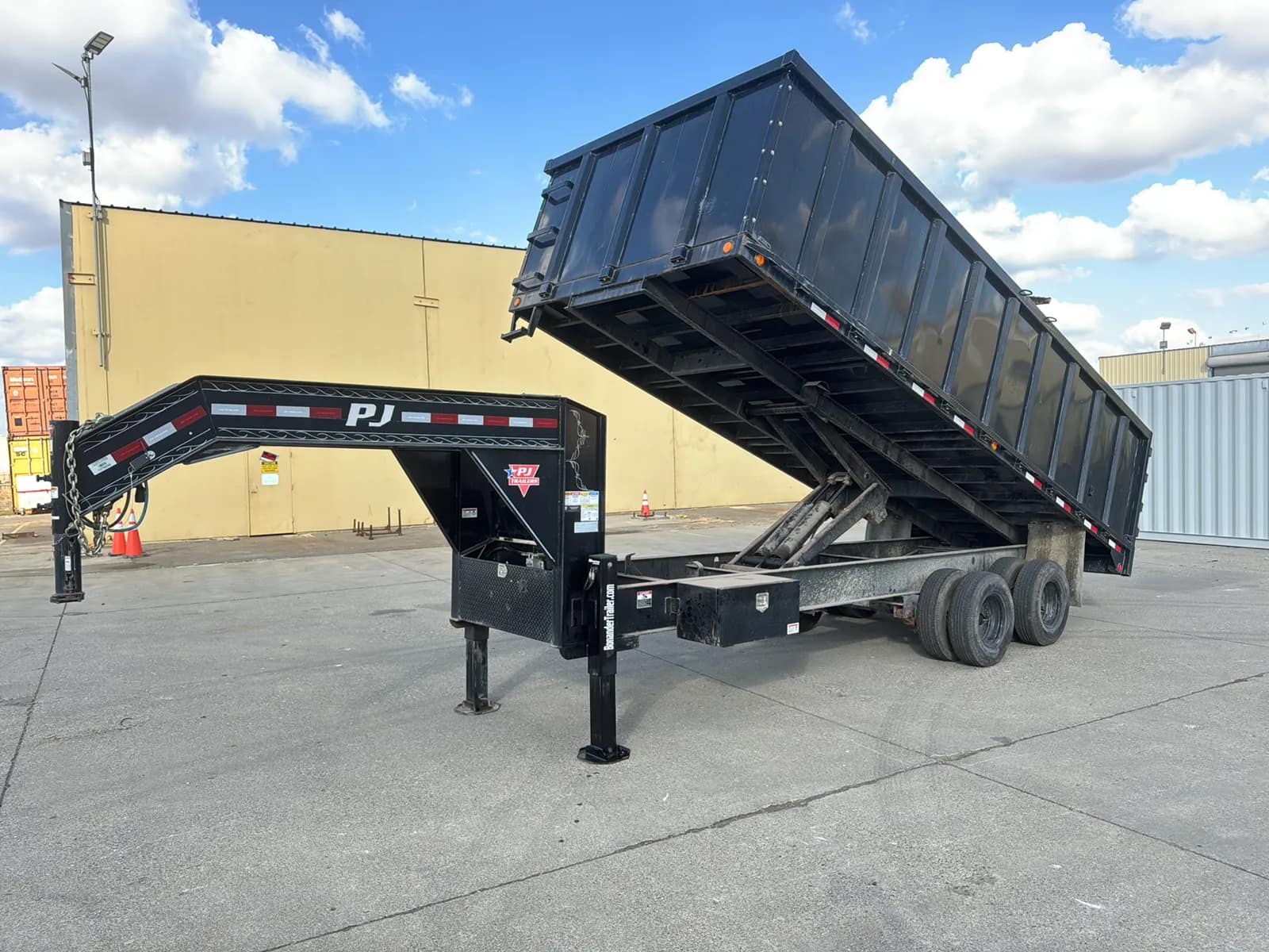 2022 PJ 3D302 20' Gooseneck Dump Trailer, photo 84 of 87