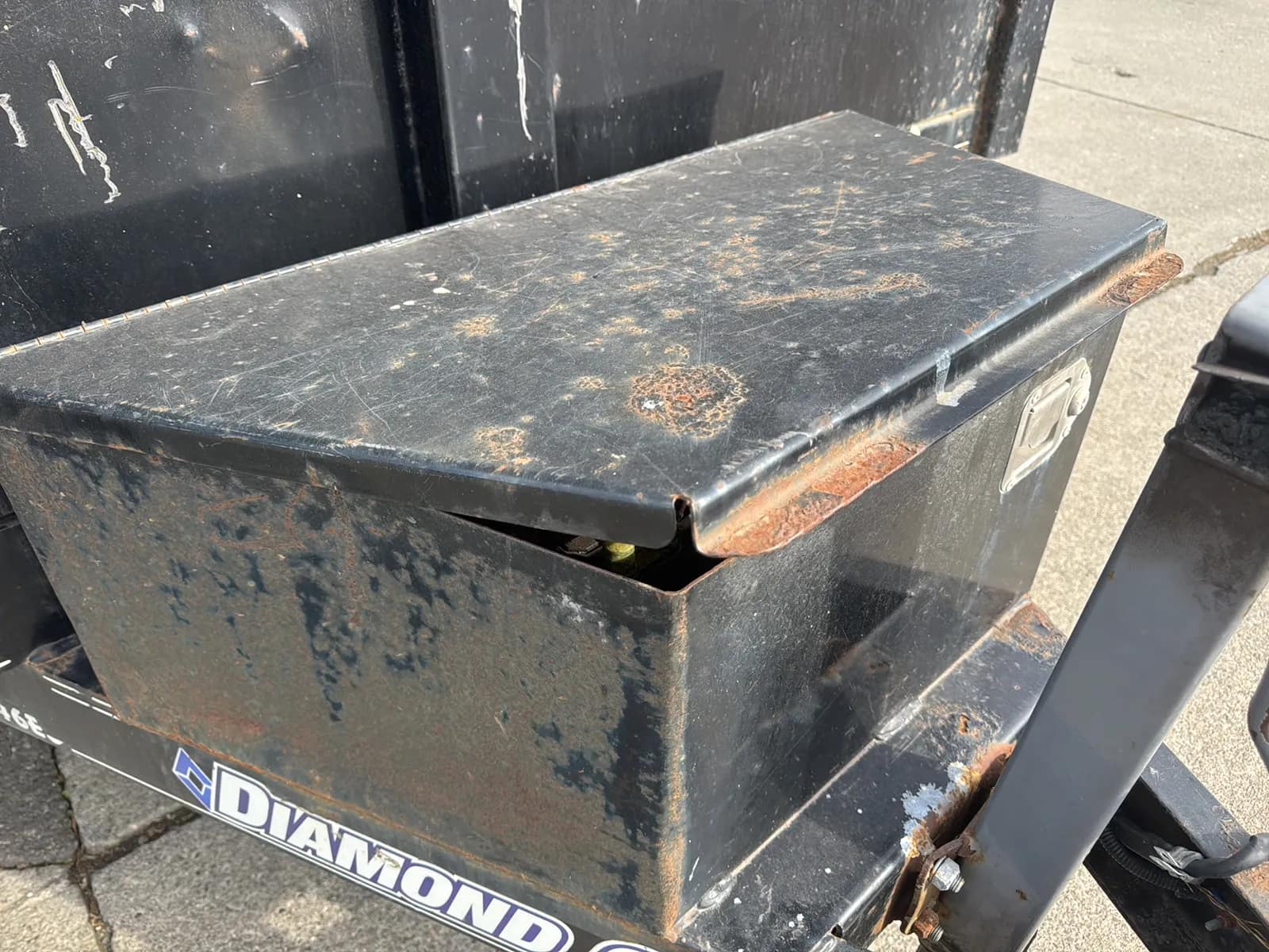 2016 Diamond C 12' Dump Trailer, photo 13 of 54