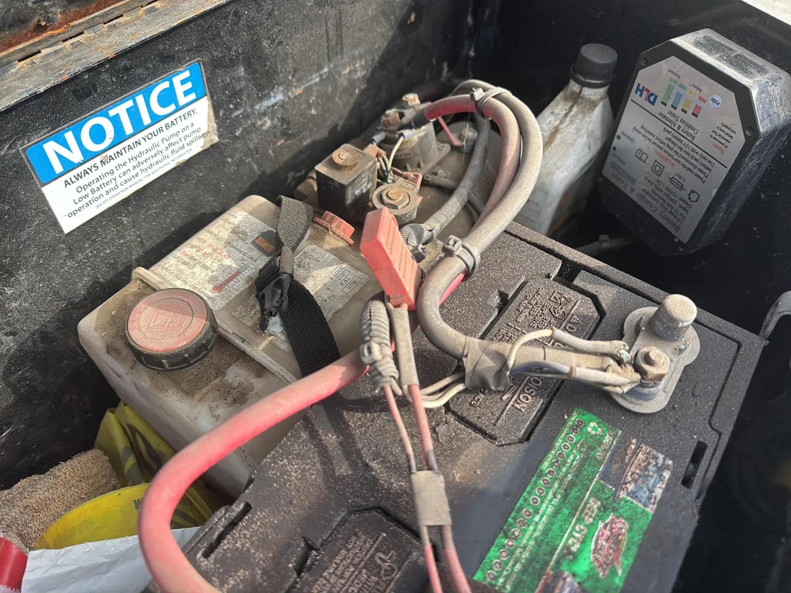 2016 Diamond C 12' Dump Trailer, photo 15 of 54