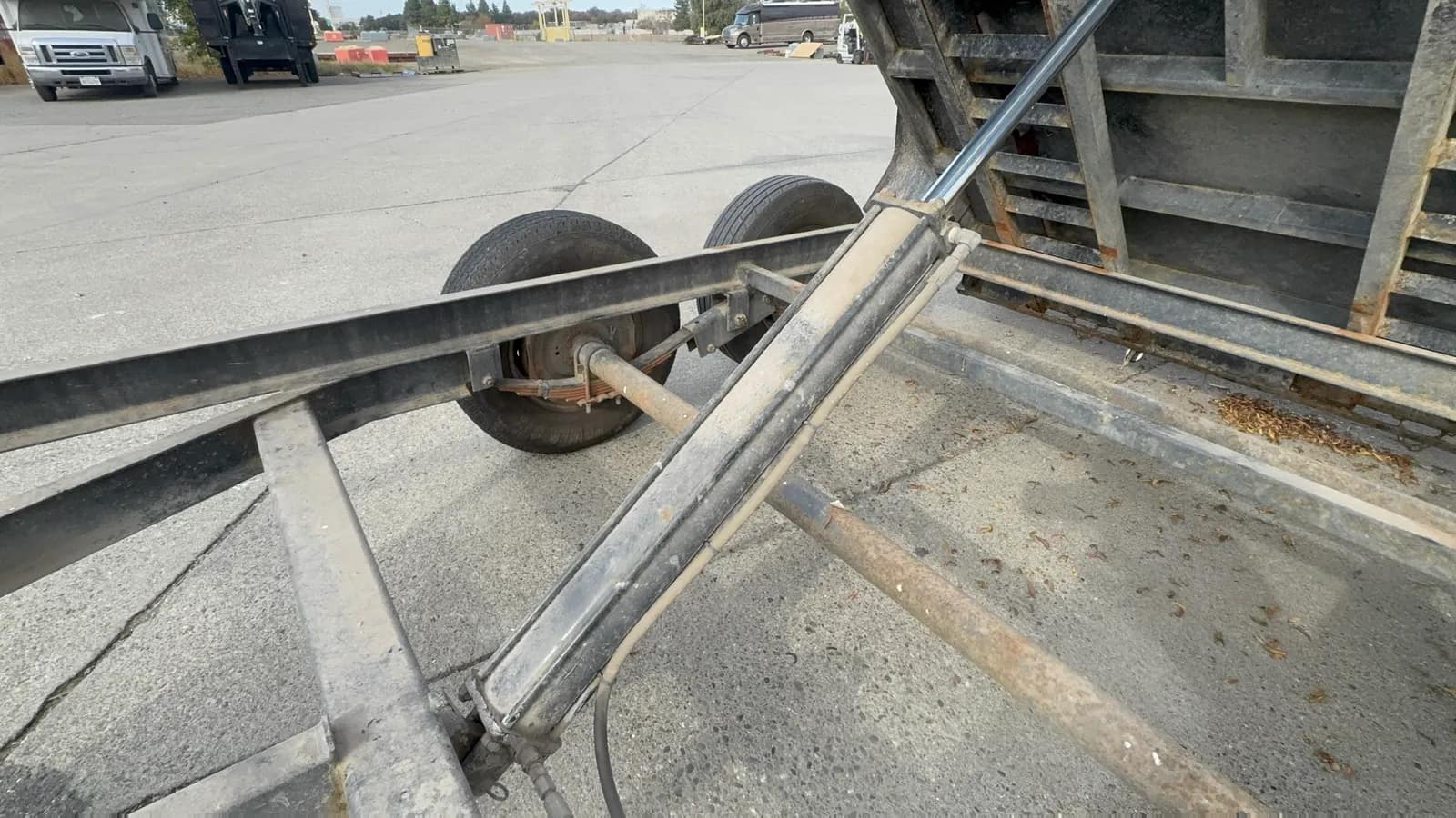 2016 Diamond C 12' Dump Trailer, photo 50 of 54