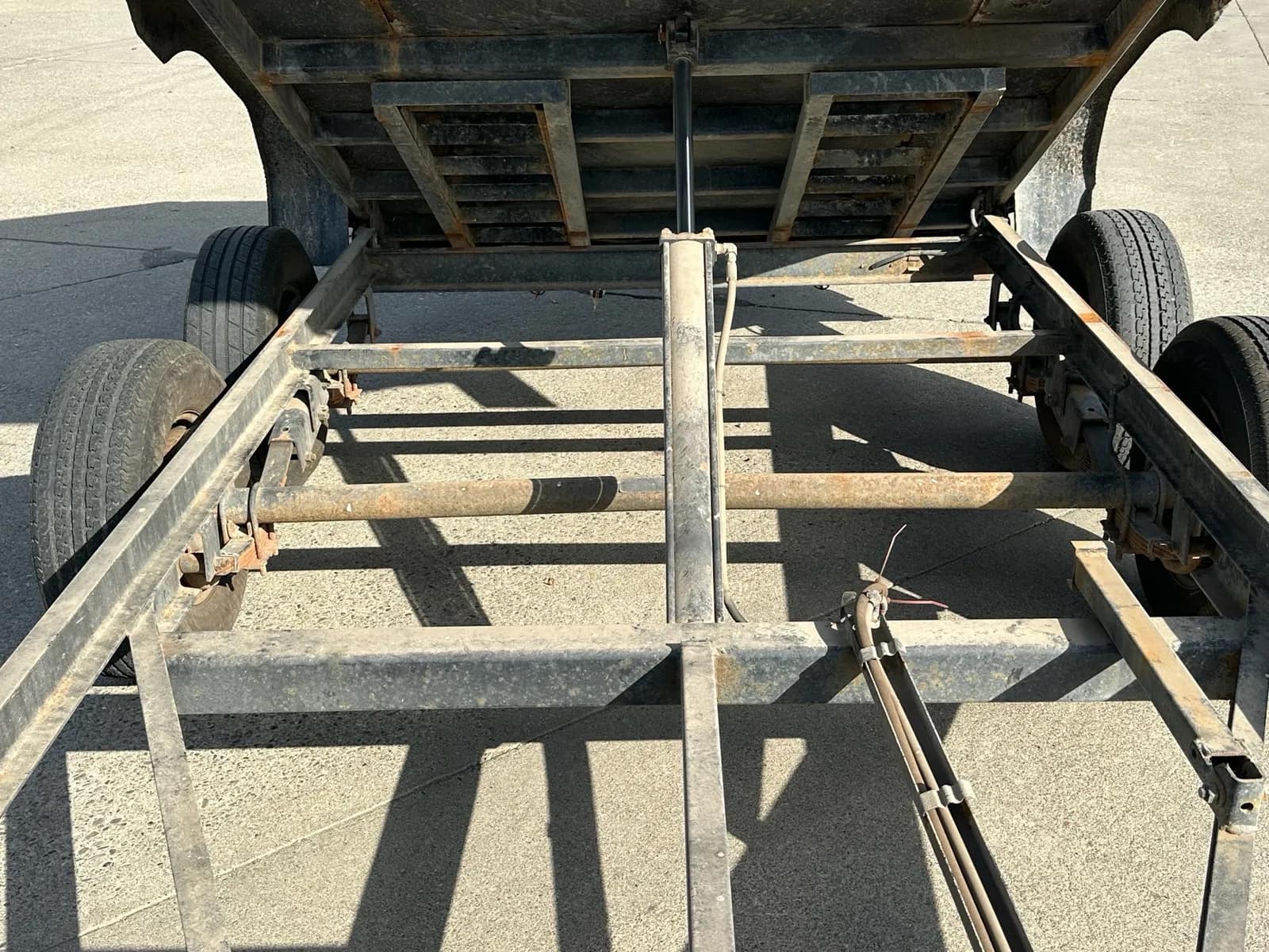 2016 Diamond C 12' Dump Trailer, photo 54 of 54