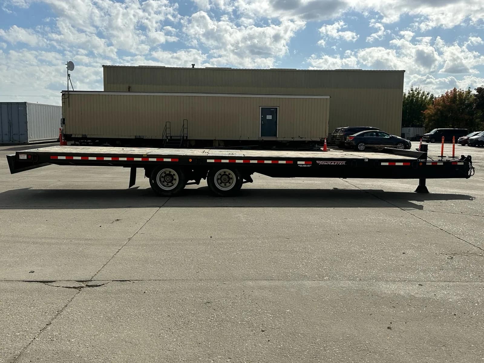 2022 Towmaster T-40T 27' Tilt Deck Flatbed Trailer, photo 6 of 43
