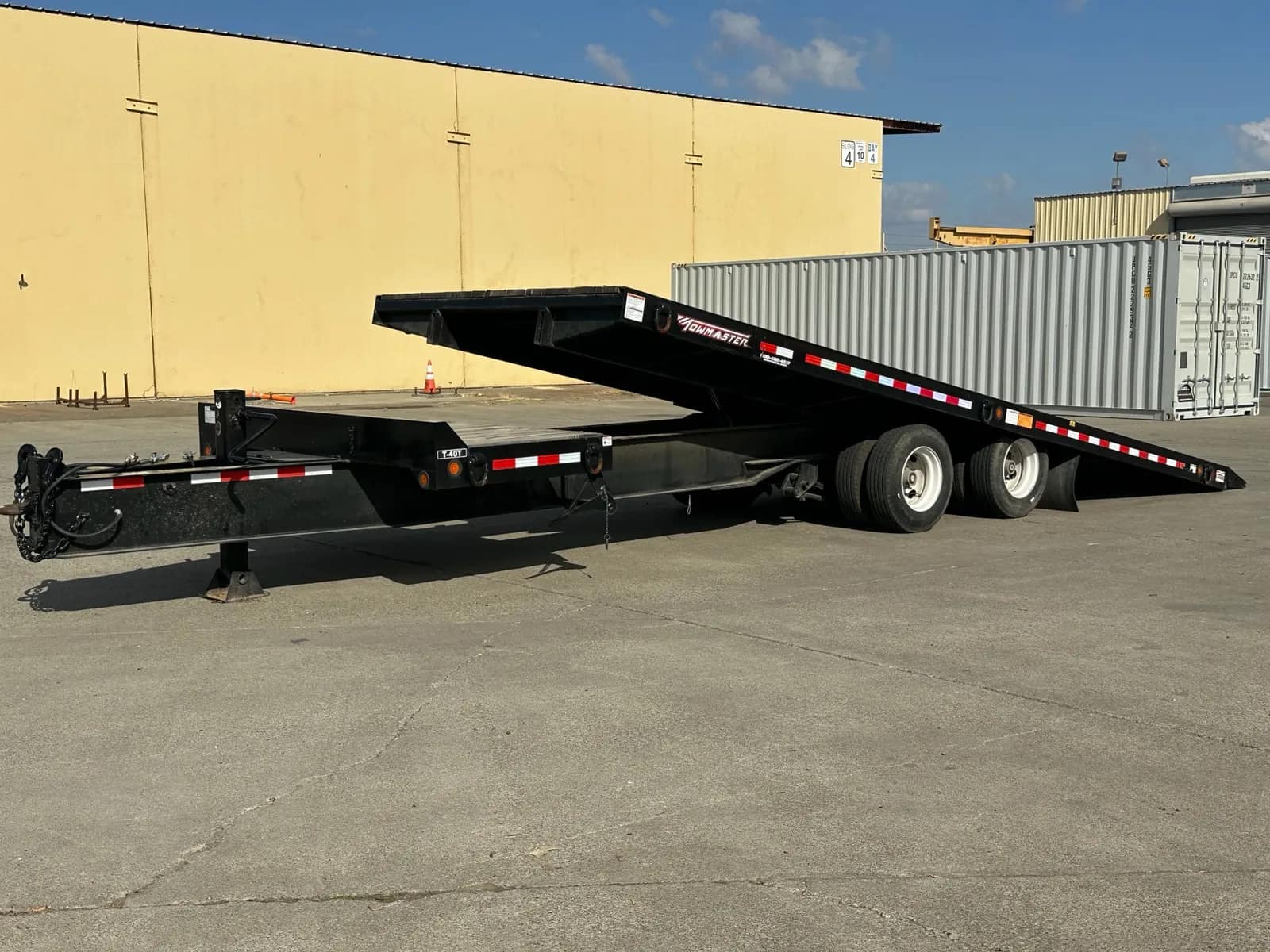 2022 Towmaster T-40T 27' Tilt Deck Flatbed Trailer, photo 2 of 43