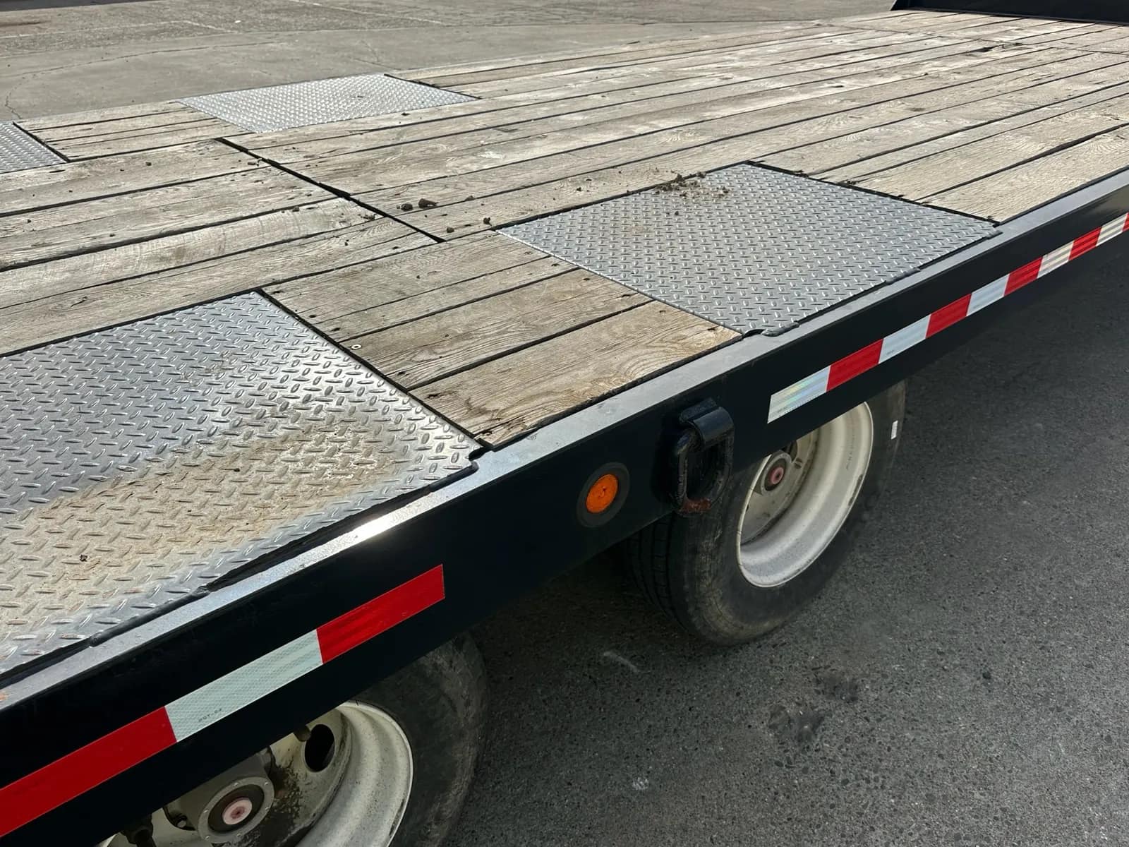 2022 Towmaster T-40T 27' Tilt Deck Flatbed Trailer, photo 25 of 43