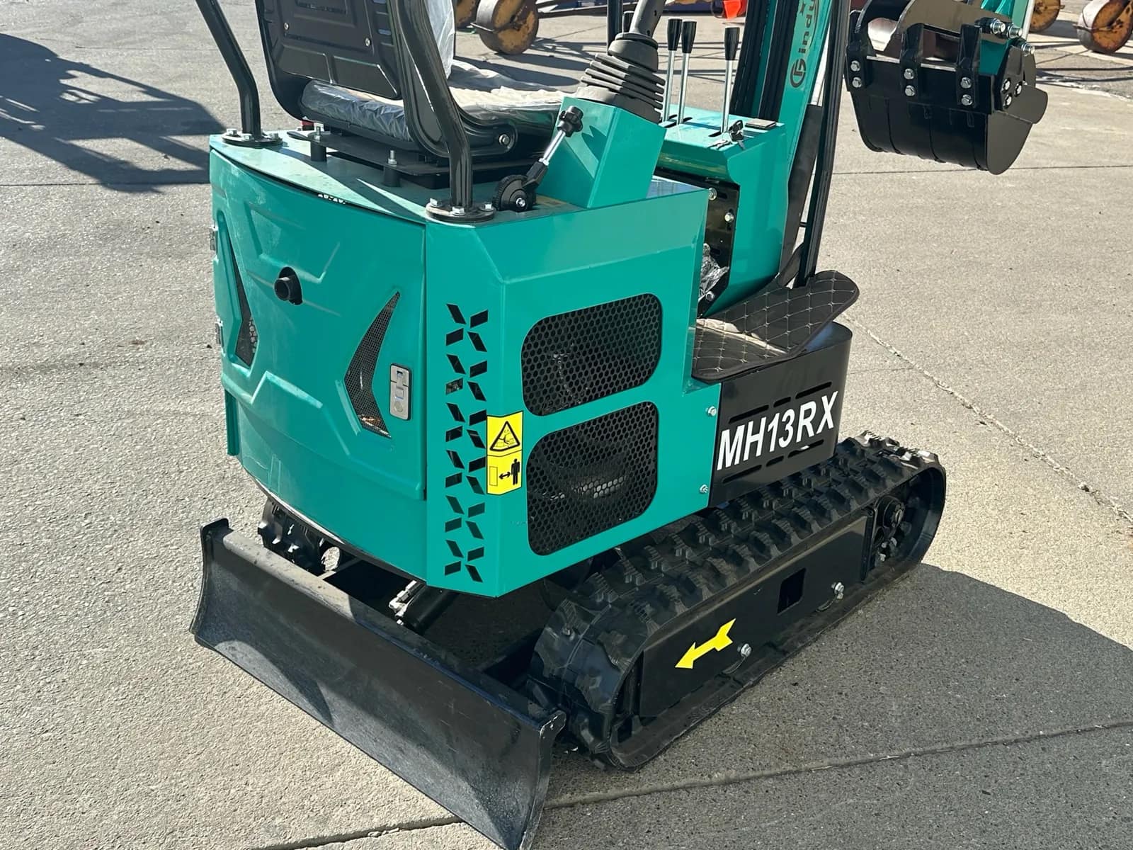 2026 CFG Industrial MH13RX Mini Excavator (Unused), photo 7 of 30