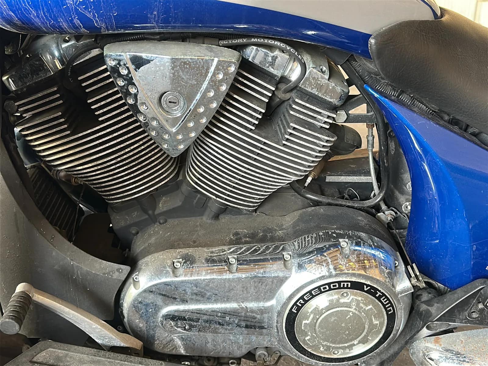 2014 Victory Cross Country Tour Motorcycle, photo 32 of 44