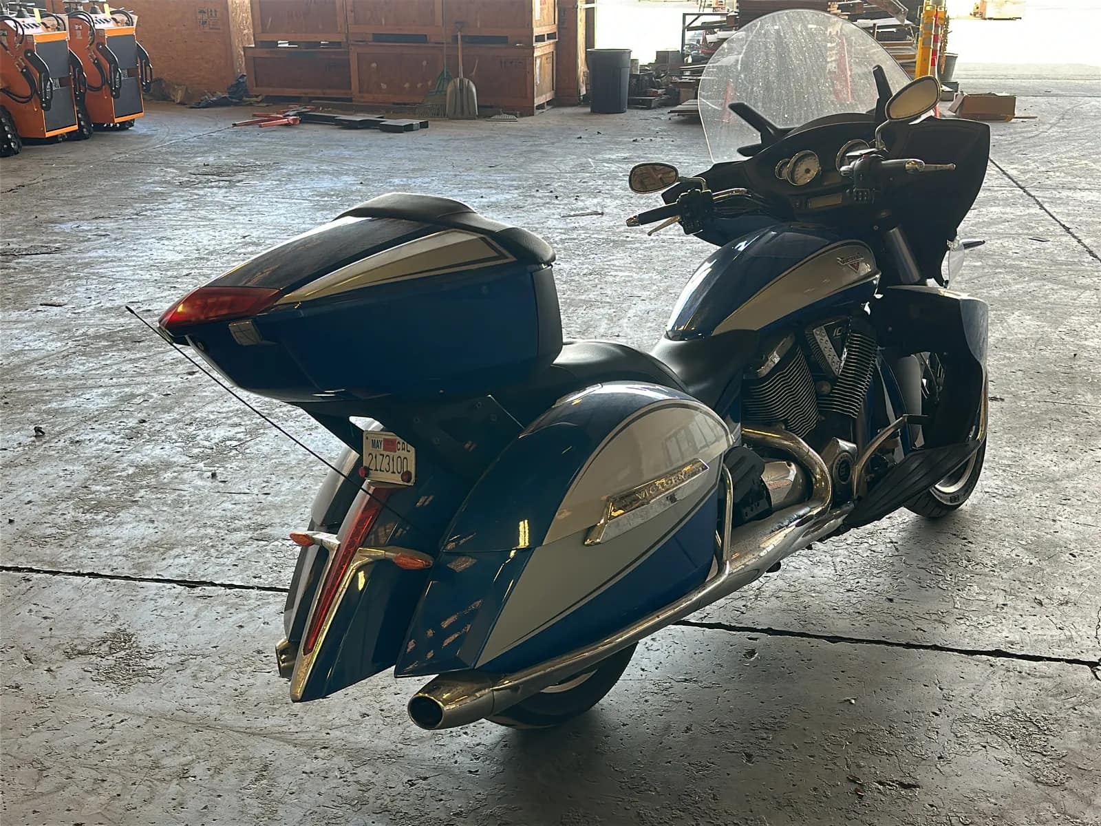 2014 Victory Cross Country Tour Motorcycle, photo 5 of 44