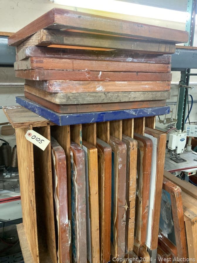 50-screen-printing-screens-incl-3-wooden-racks-560160