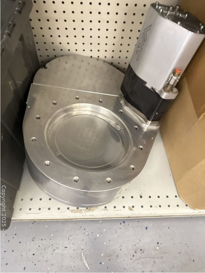 laboratory-and-semiconductor-equipment-622860