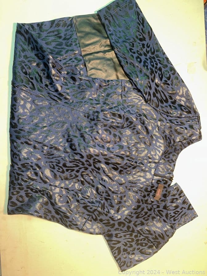 19-avon-mark-hit-the-spots-dress-mkmw1kal