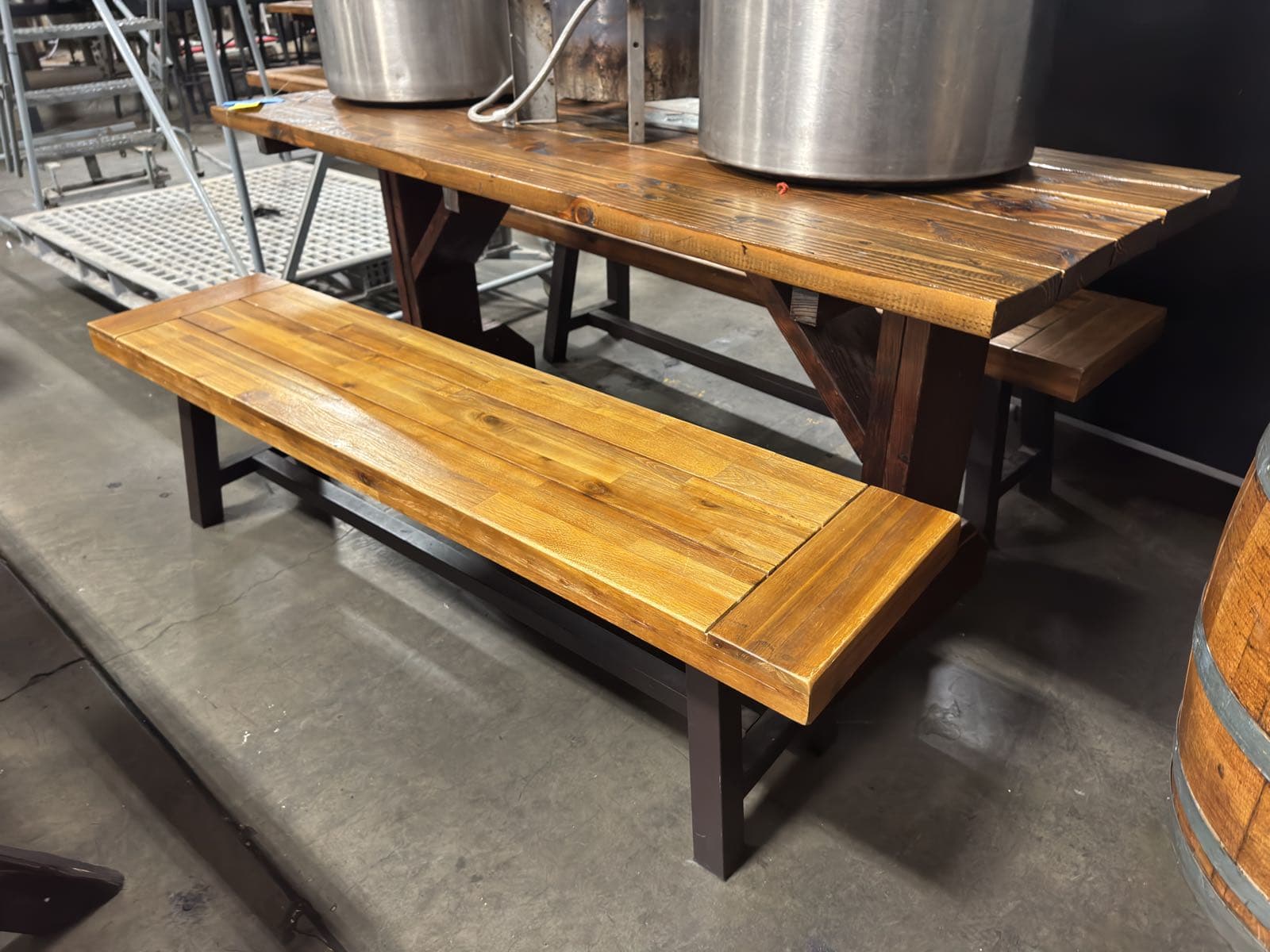 6-wooden-picnic-table-c312bd