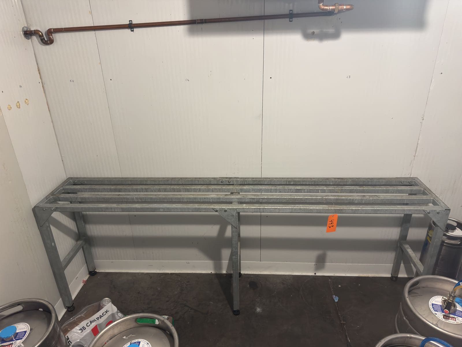 8-freezer-dunnage-rack-5761dd