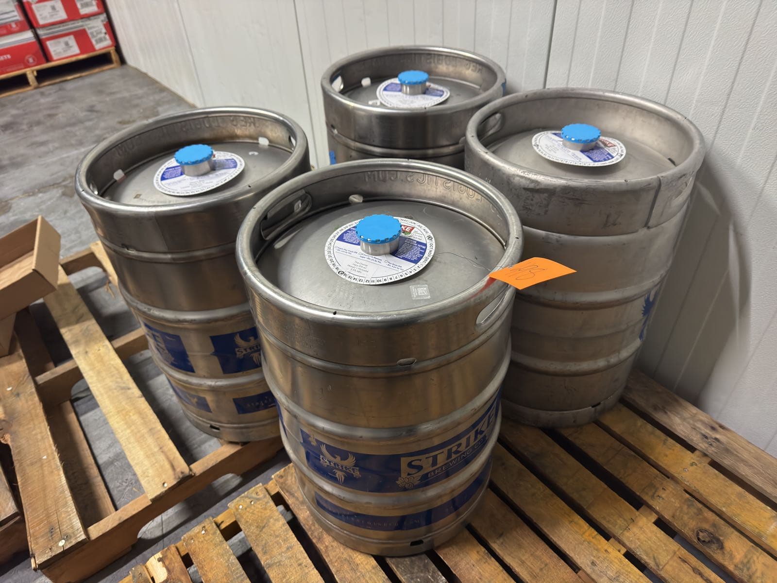 4-155-gallon-kegs-with-contents-mkebc0mv