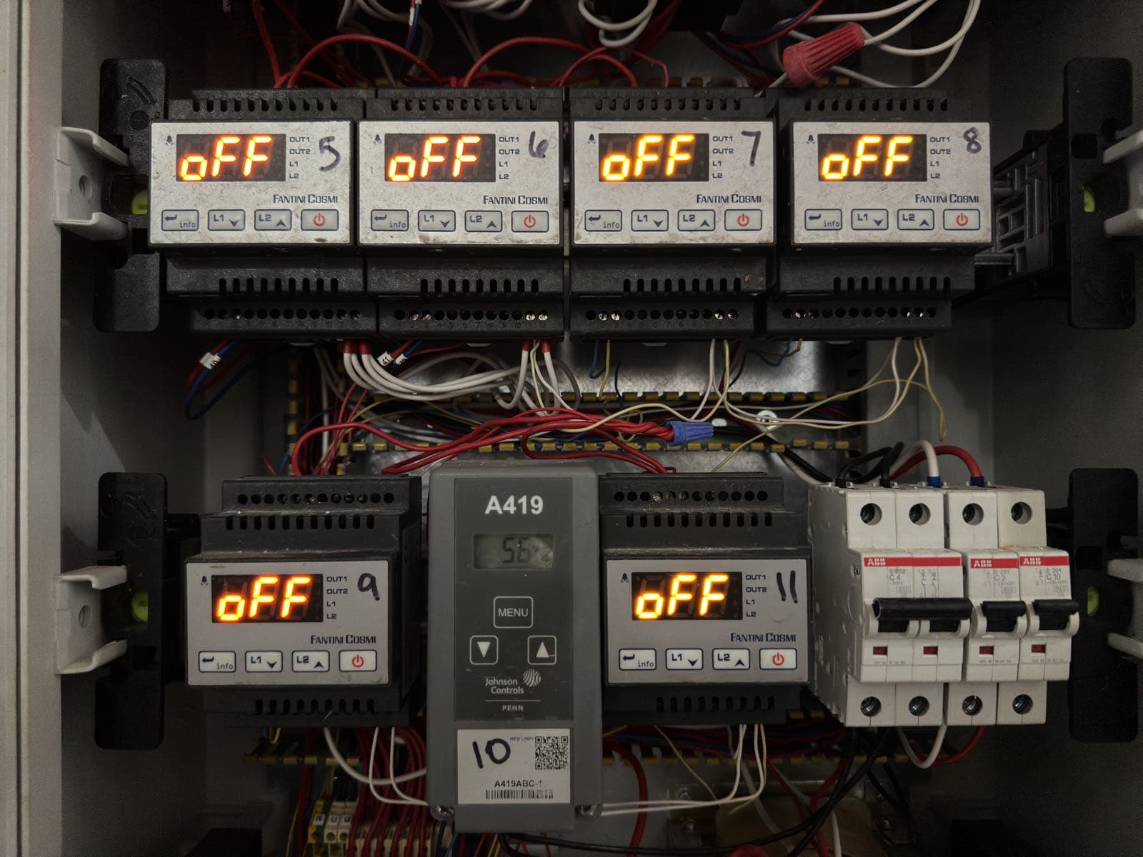 g-and-d-chillers-model-gd-7x7h-roof-mounted-glycol-chilling-system-3aa27d